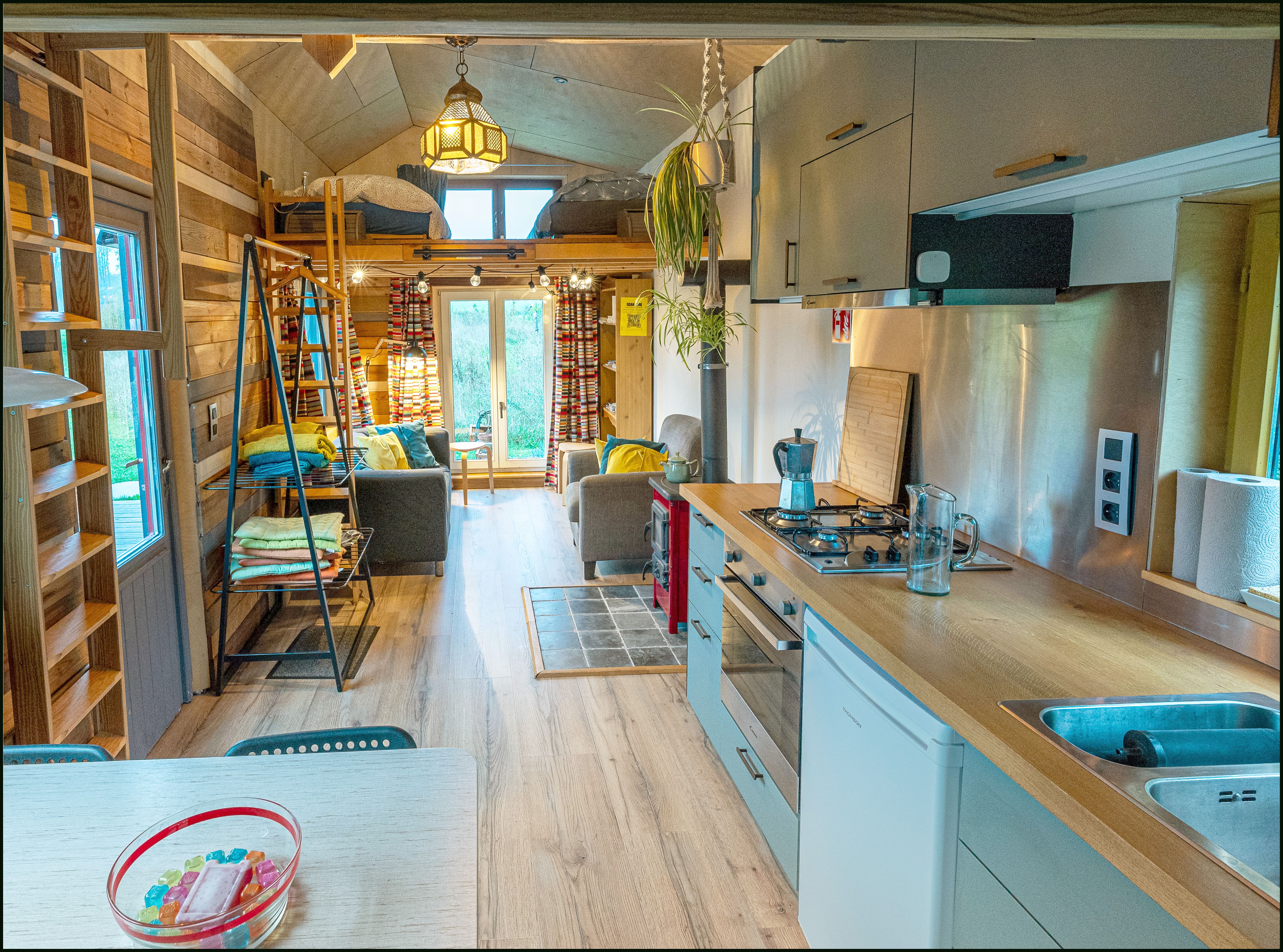 Photo 9/9 — Tiny House « Les Jours Heureux Tiny House — Séjour avec terrasse plein sud à Namur » à Namur Wallonie