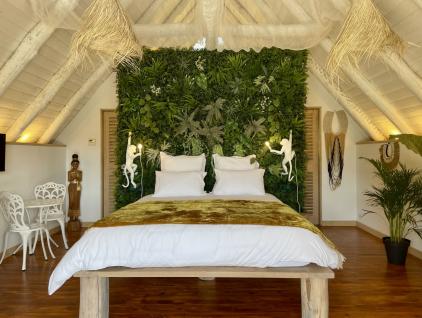 Cabane Bornéo : une immersion en pleine nature à Lanouaille — chambre