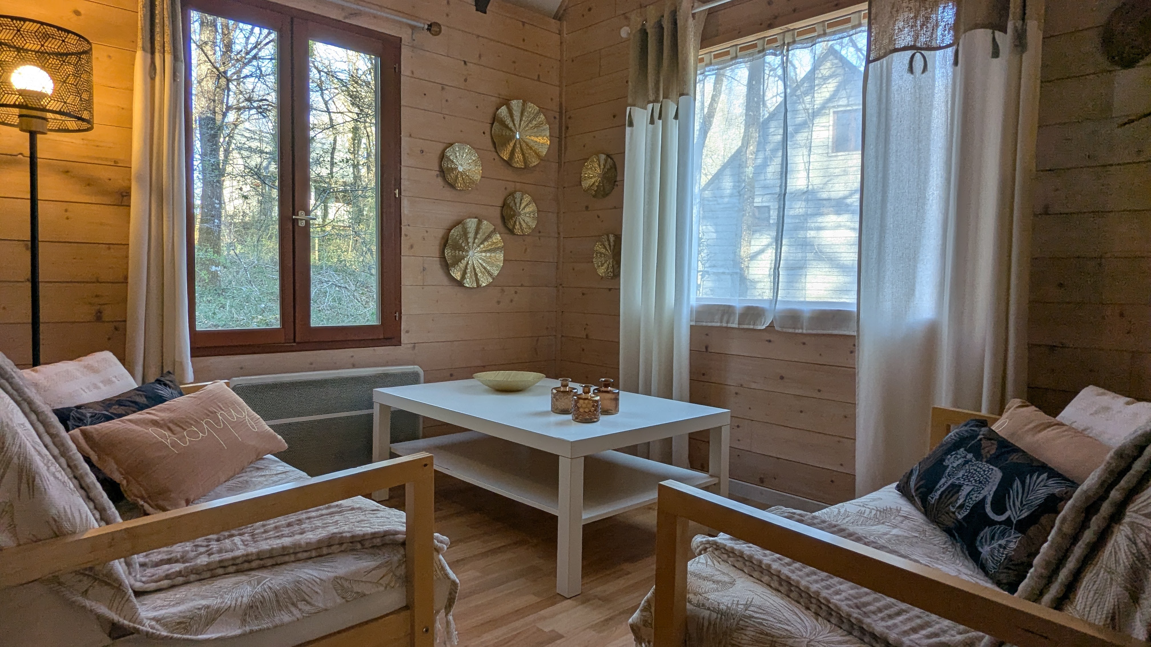 Chalet Vital : une évasion romantique avec spa privatif à Biron — vue intérieure