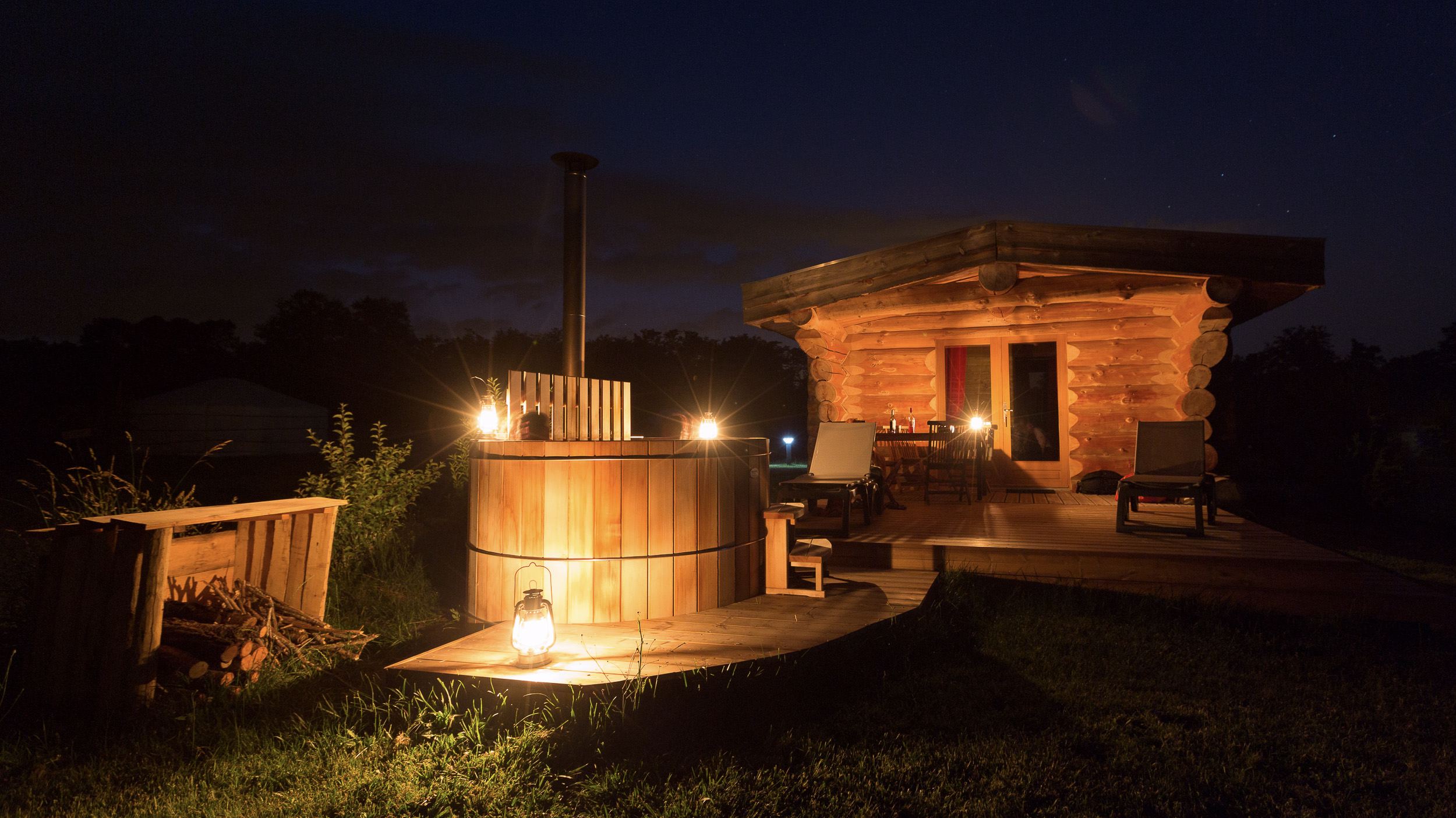 Cabane de Trappeur & Spa privatif — Nuit insolite à 205€/nuit en Gironde
