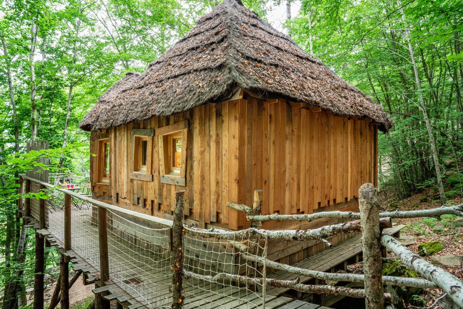 Cabane Spa Les Elfes : une escapade enchantée en hauteur