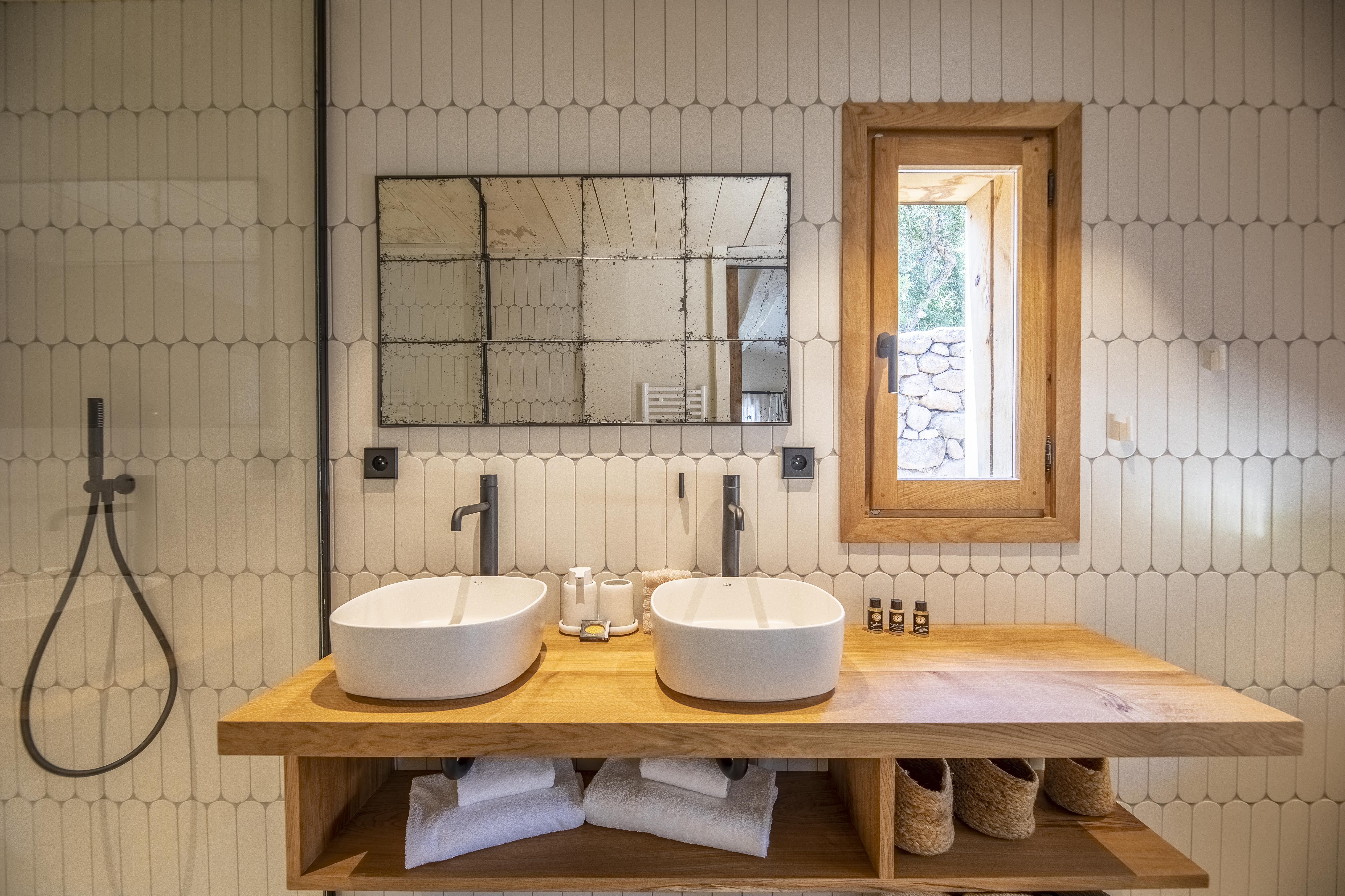 Auriga, Casette Casanghjulina — Maison insolite avec spa à Porto Vecchio à Porto-Vecchio — environnement naturel