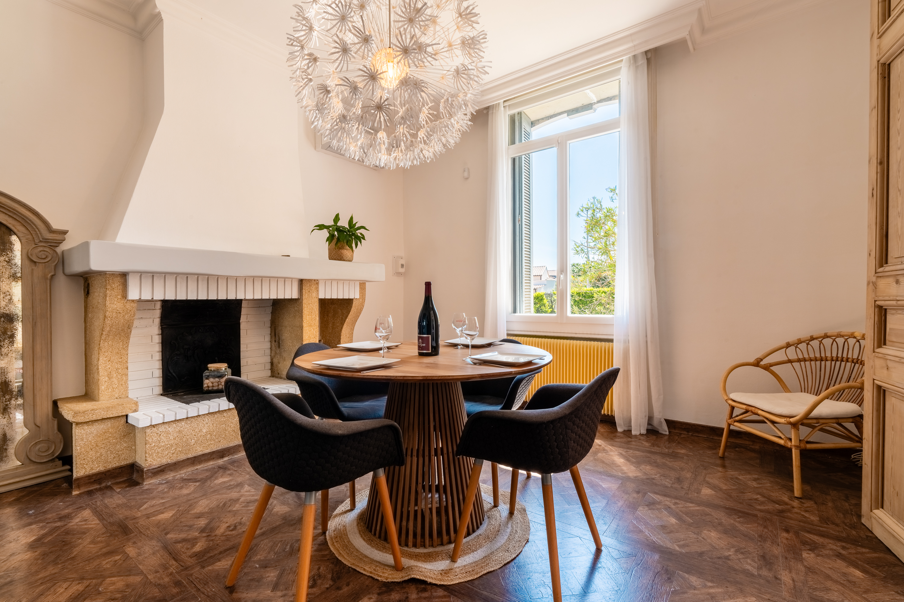 Maison de maître 4* — Séjour avec piscine à Hérault à Montpellier — chambre