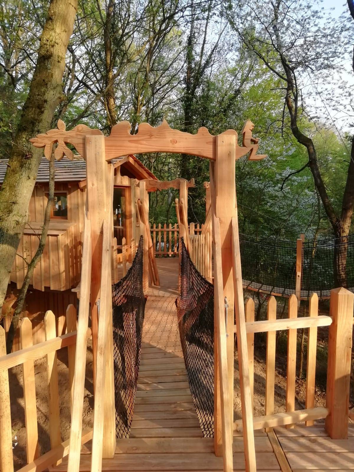 Cabane Spa Cocoon d'Amour : une évasion romantique en Picardie à Rosoy-En-Multien — détail architectural