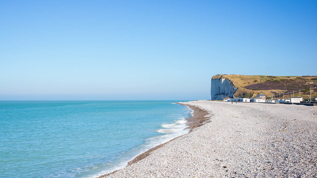 Séjournez dans une yourte rouge en Haute-Normandie à Paluel — détail architectural