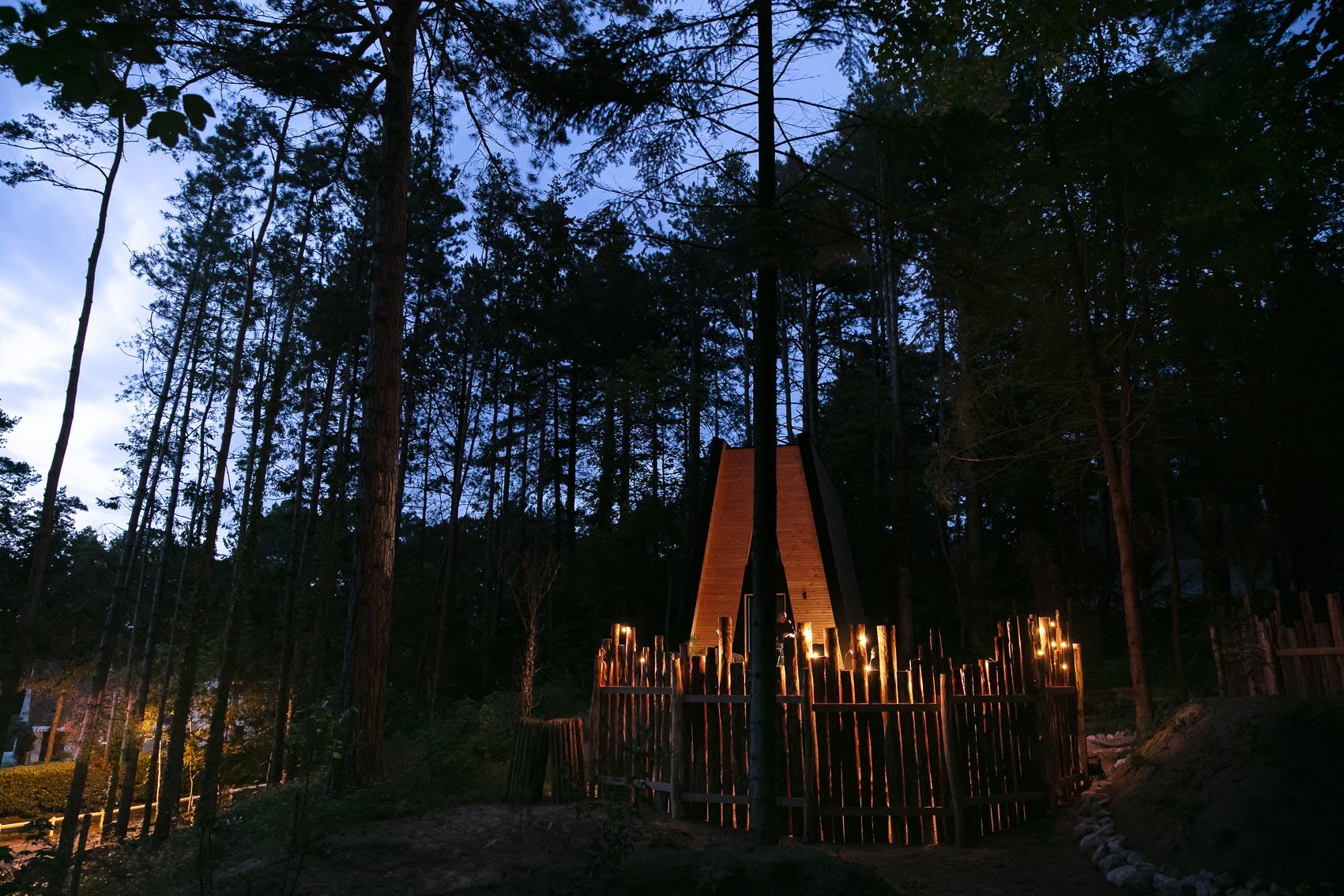 La Cabane Spa de Bain de Forêt — Cabane sur pilotis avec spa à Hardelot — Cabane sur pilotis à Neufchâtel-Hardelot