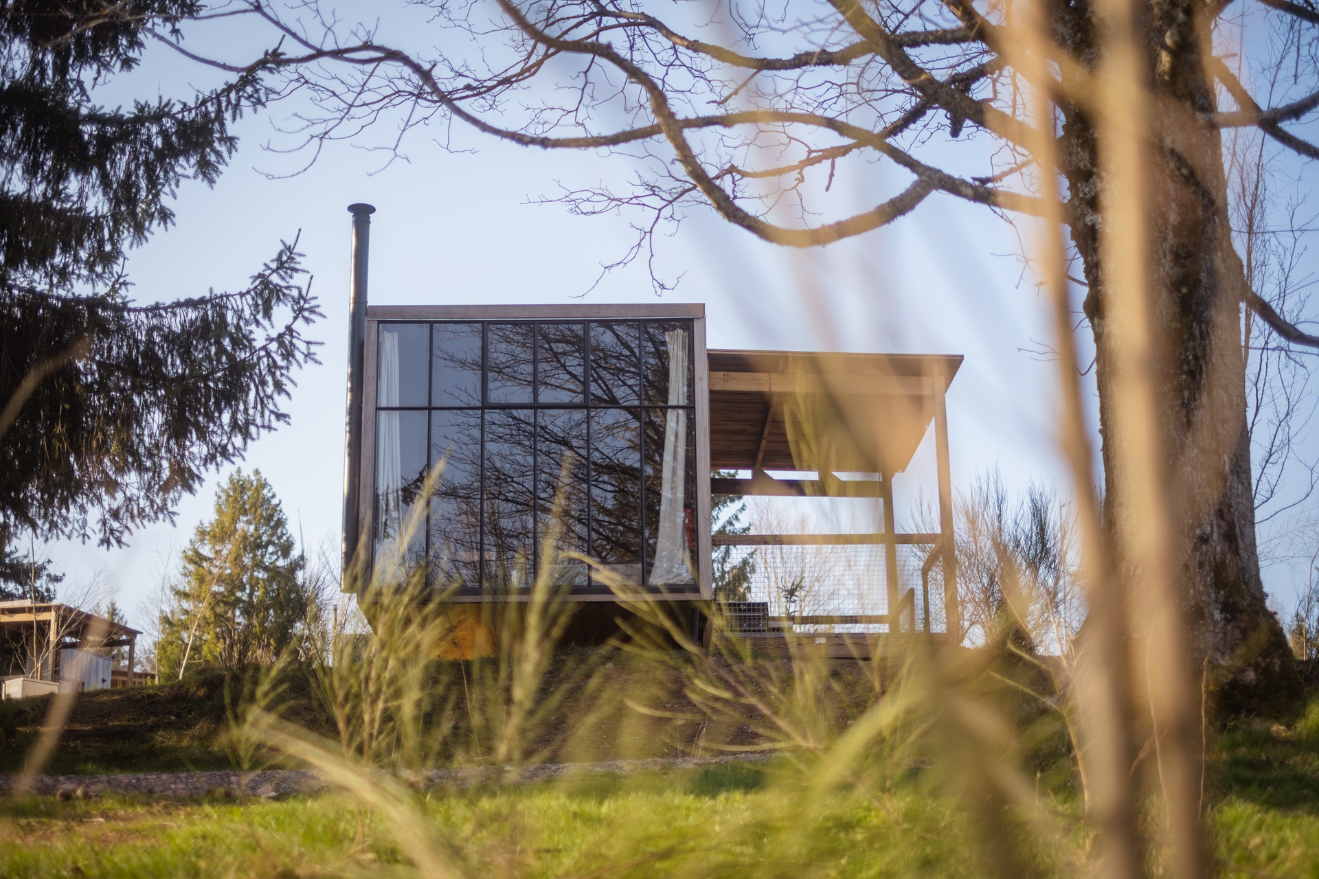 Nutchel Cabane Cosy — Cabane sur pilotis avec Bain Nordique à Bas-Rhin à Strasbourg — espace de vie