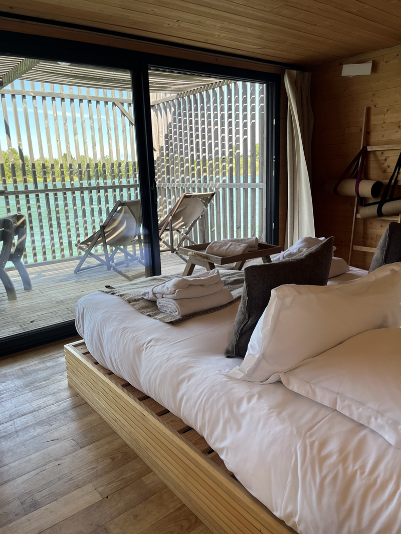 Cabane Spa Inspiration : une évasion sur pilotis en Provence à Sorgues — environnement naturel
