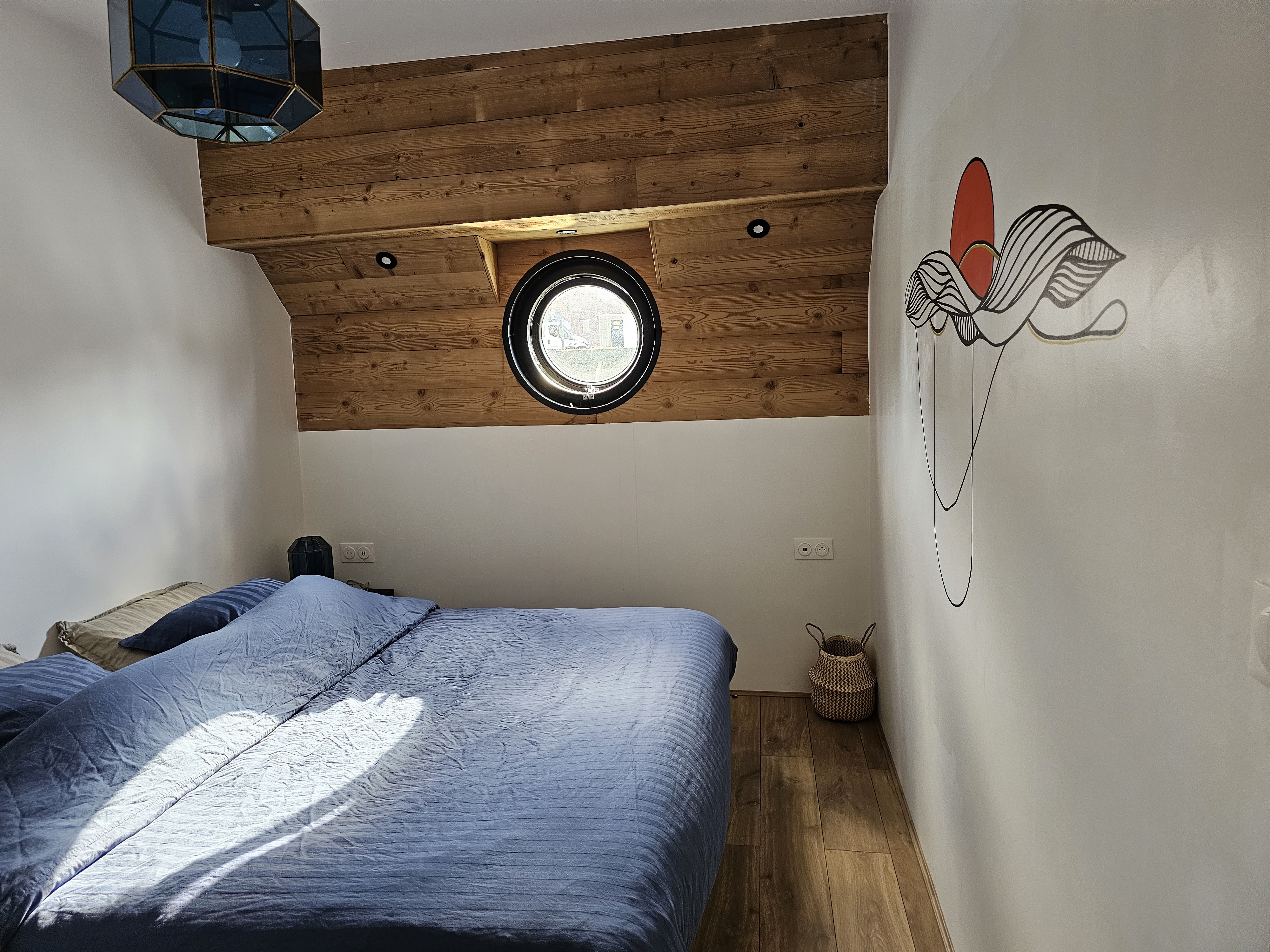 La Péniche Mathurin — Séjour relaxant avec spa à Pas-de-Calais à Béthune — cuisine