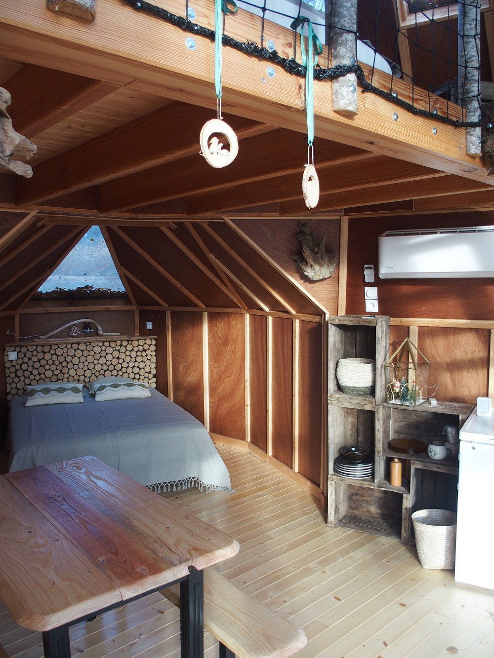 Le Cul de Loup : une cabane végétalisée au cœur de la nature à Vouzon — chambre