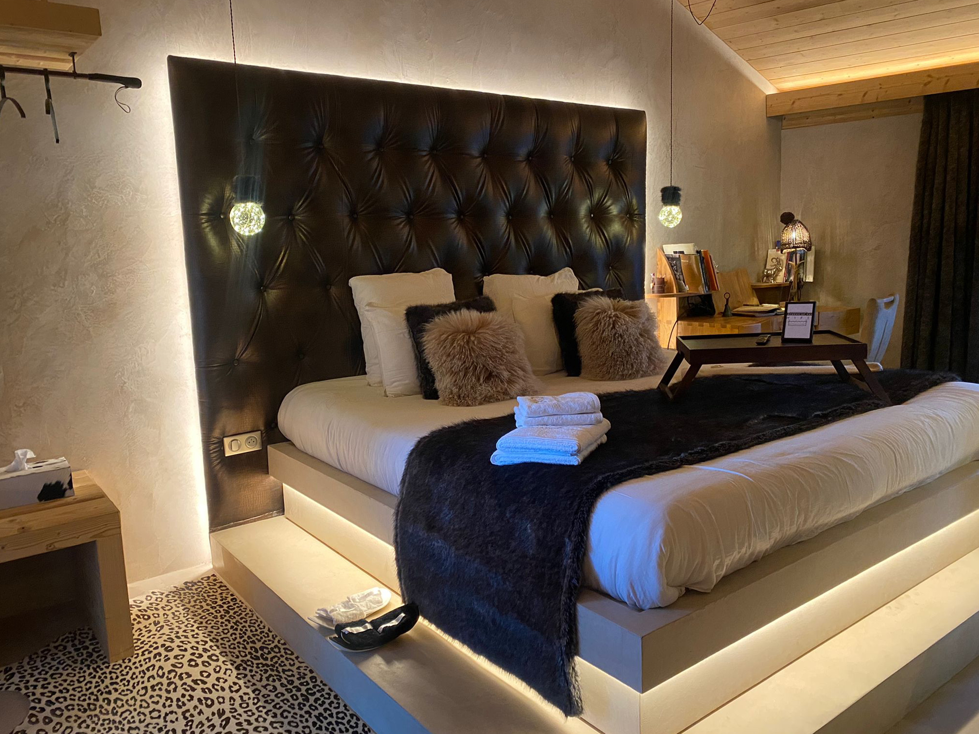 Lodge Jardin Secret — Chalet avec spa à Haute-Savoie à Mont Amour — cuisine