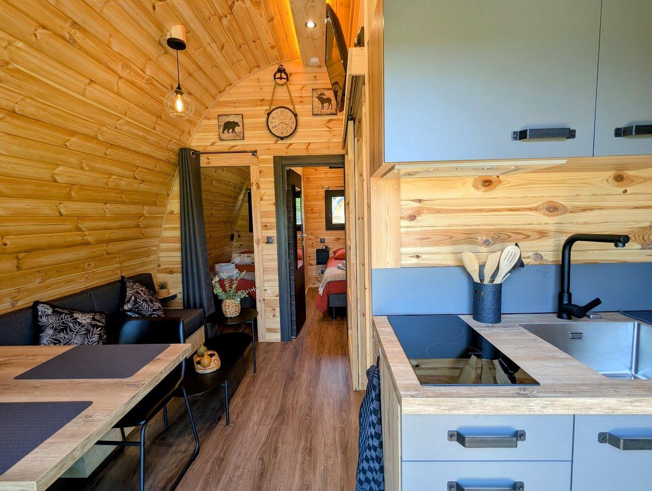 Pod ÉLAN — Séjour insolite avec spa à Rainville (Vosges) à Rainville — salle de bain