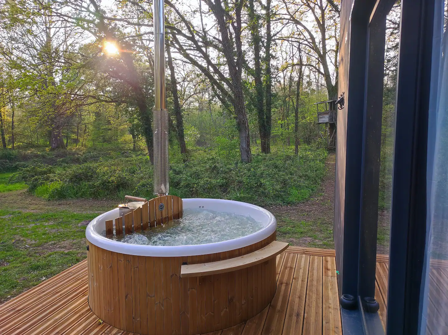 La Démaillère — Cabane avec bain nordique à Loiret à La Ferté-Saint-Aubin — vue intérieure