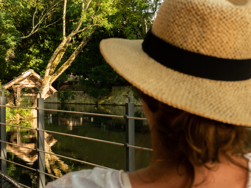 La cabane du pêcheur — Cabane sur pilotis avec spa à Seine-et-Marne à Serris — vue intérieure