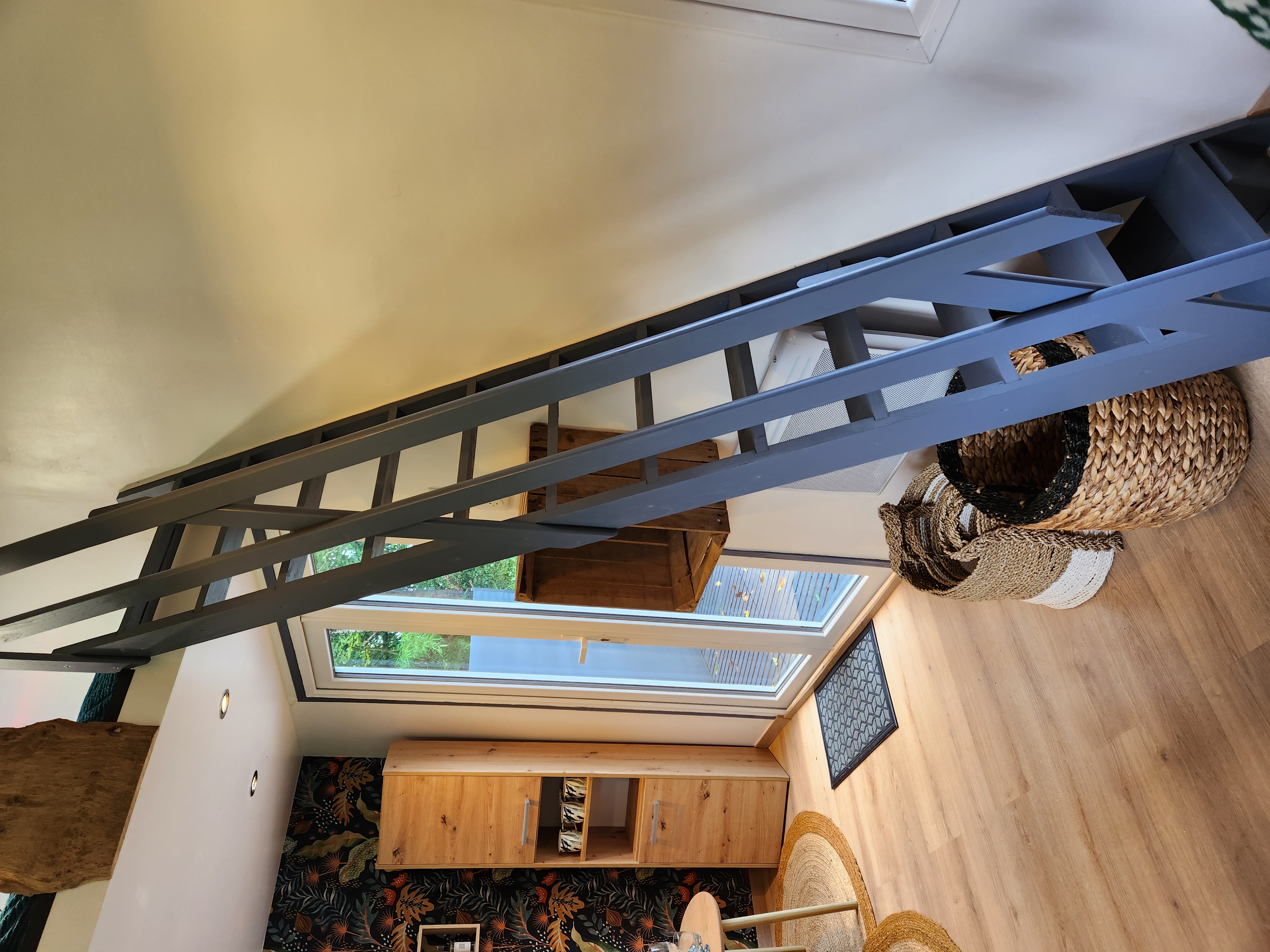 La Tiny-house & Spa — Escapade romantique en Manche à Saint-Lô — vue depuis la terrasse