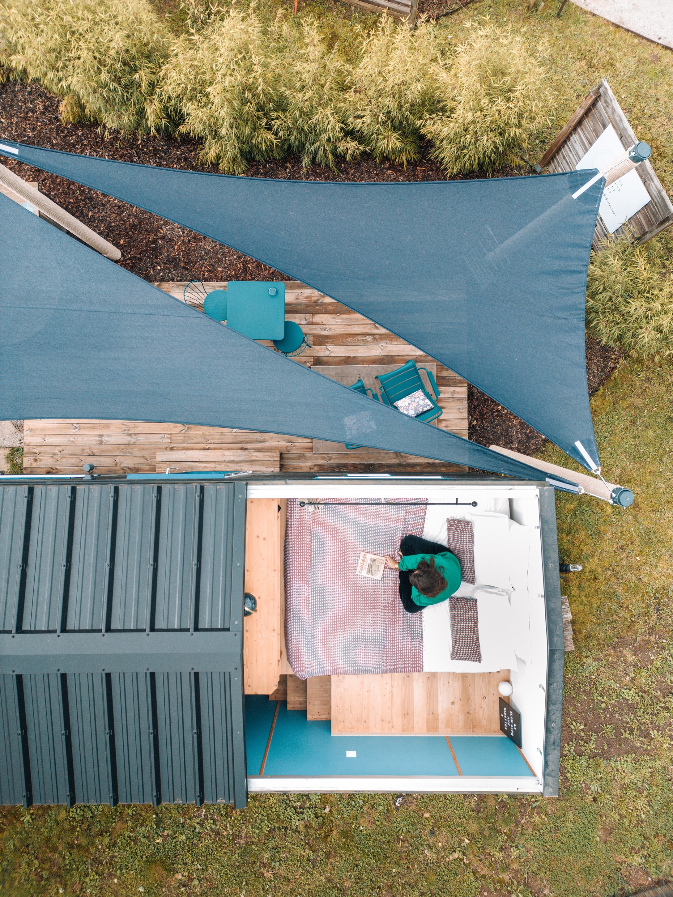 Cabotte Bleue & Spa — Tiny House avec toit ouvrant à Saône-et-Loire