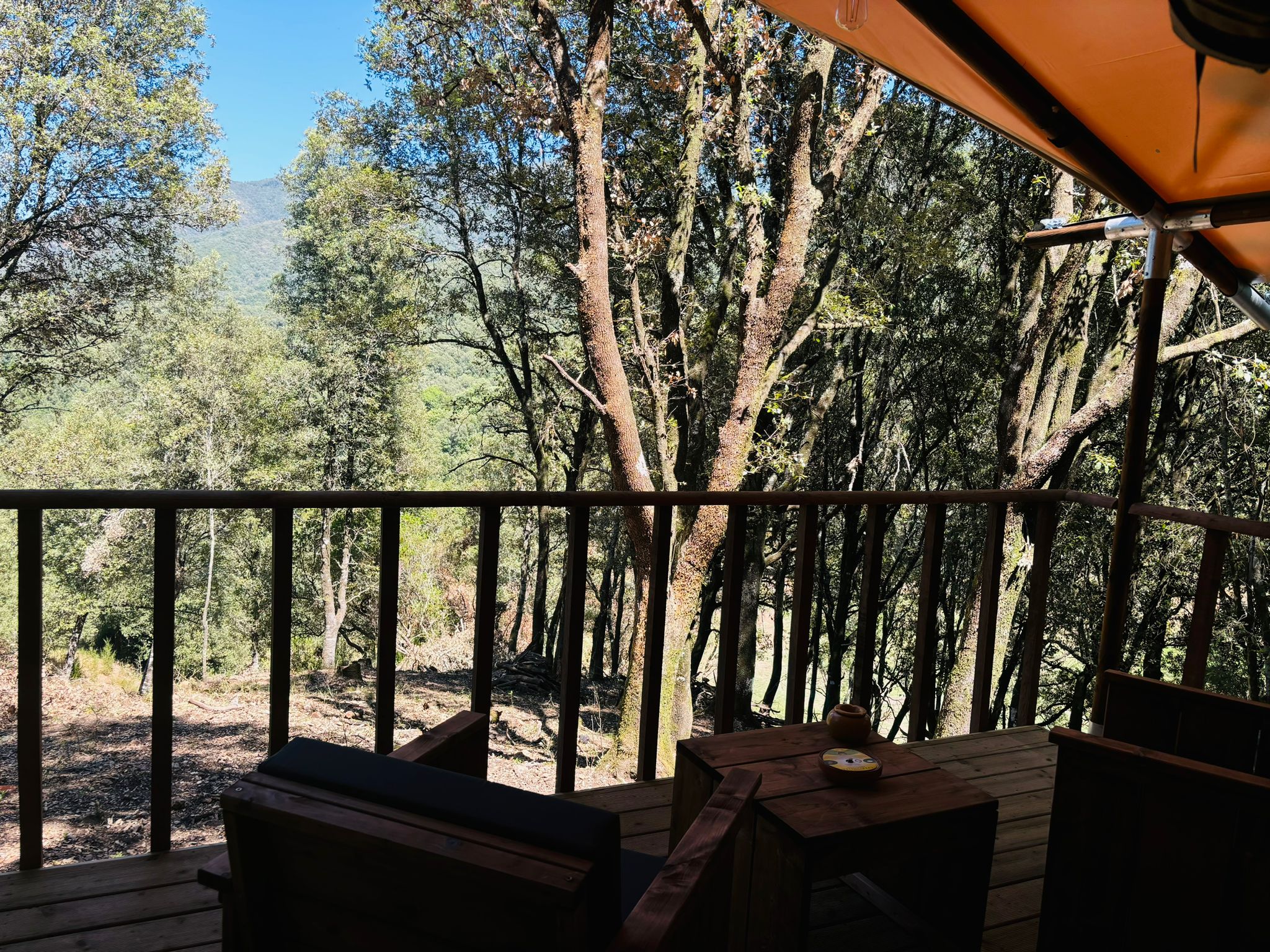 NASSA — Tente avec spa et vue panoramique en Corse-du-Sud à Olivese — vue intérieure