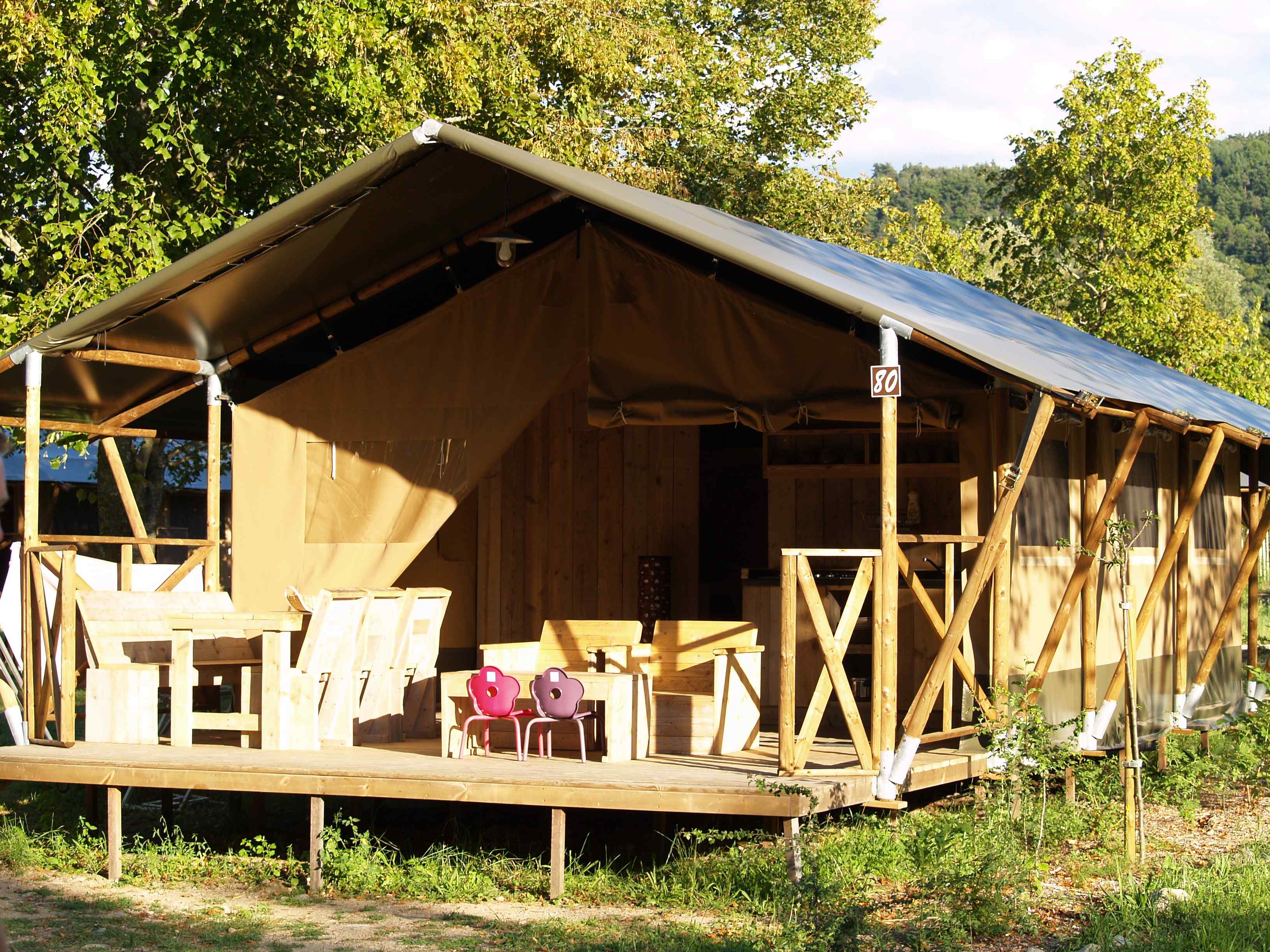 Lodge Safari : une immersion au cœur de l'Auvergne à Chamalières-Sur-Loire — chambre