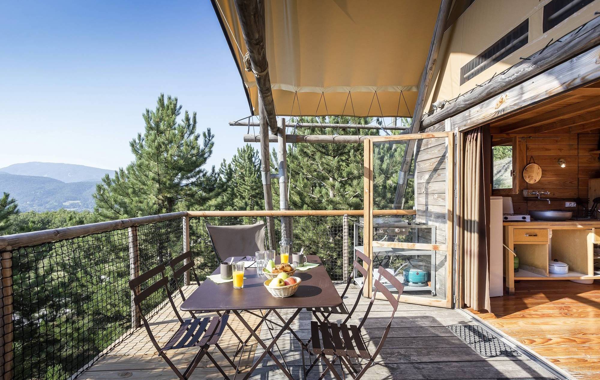 Cahutte I Dieulefit : une cabane au cœur de la nature à Dieulefit — salle de bain