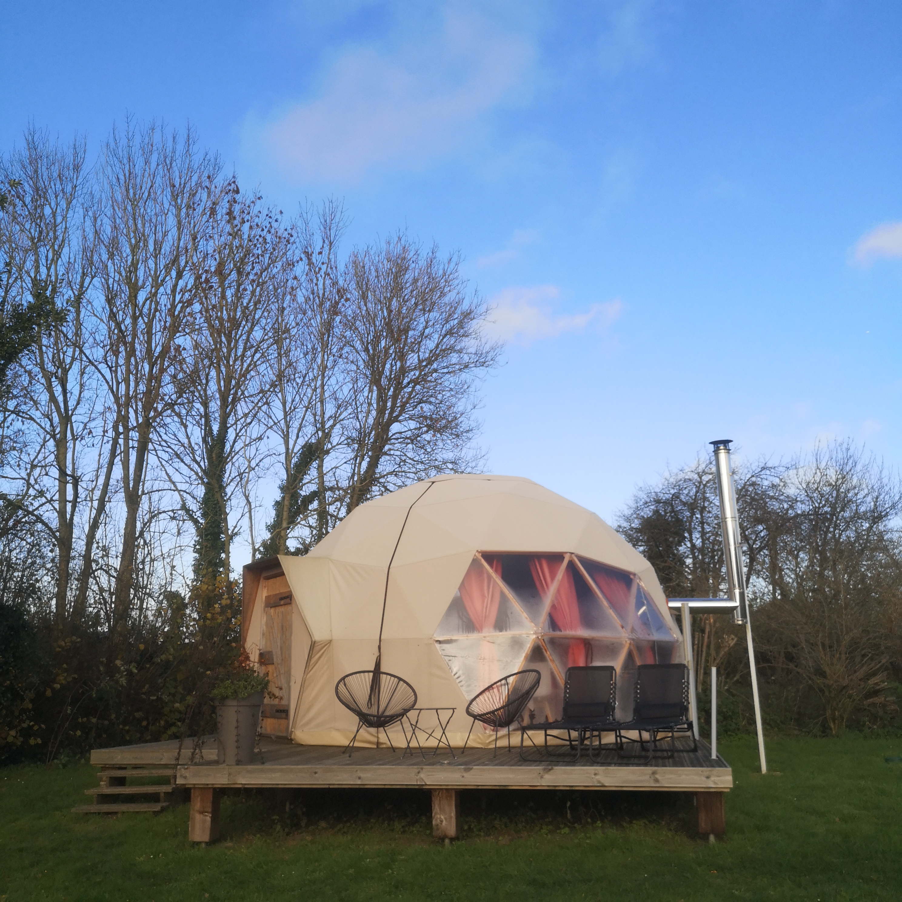 Infinie Bulle & Spa — Dôme avec Spa privatif à Somme à Amiens — vue intérieure