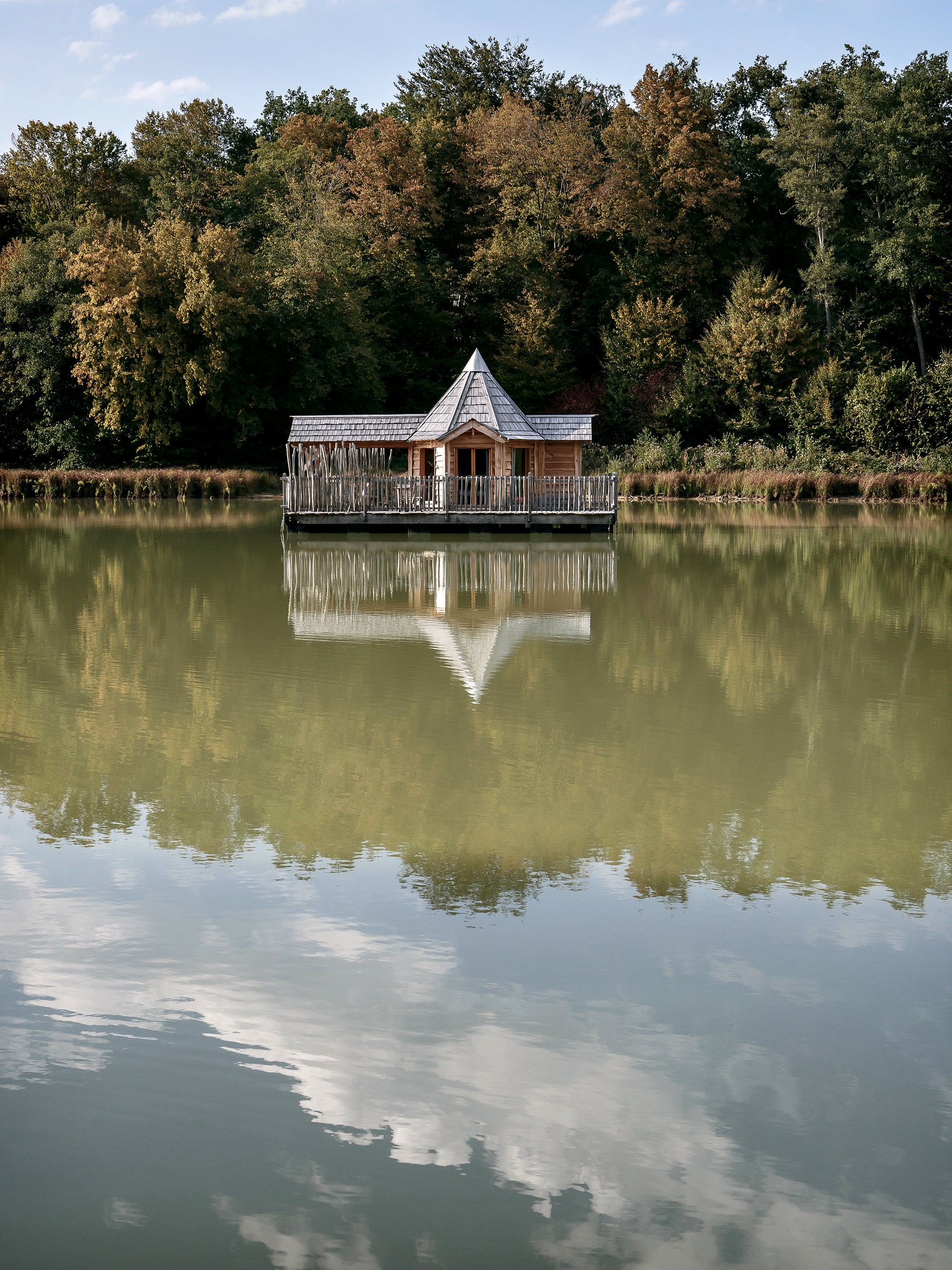 Cabane Spa Sauvage : une évasion sur l'eau en Franche-Comté à Joncherey — vue intérieure