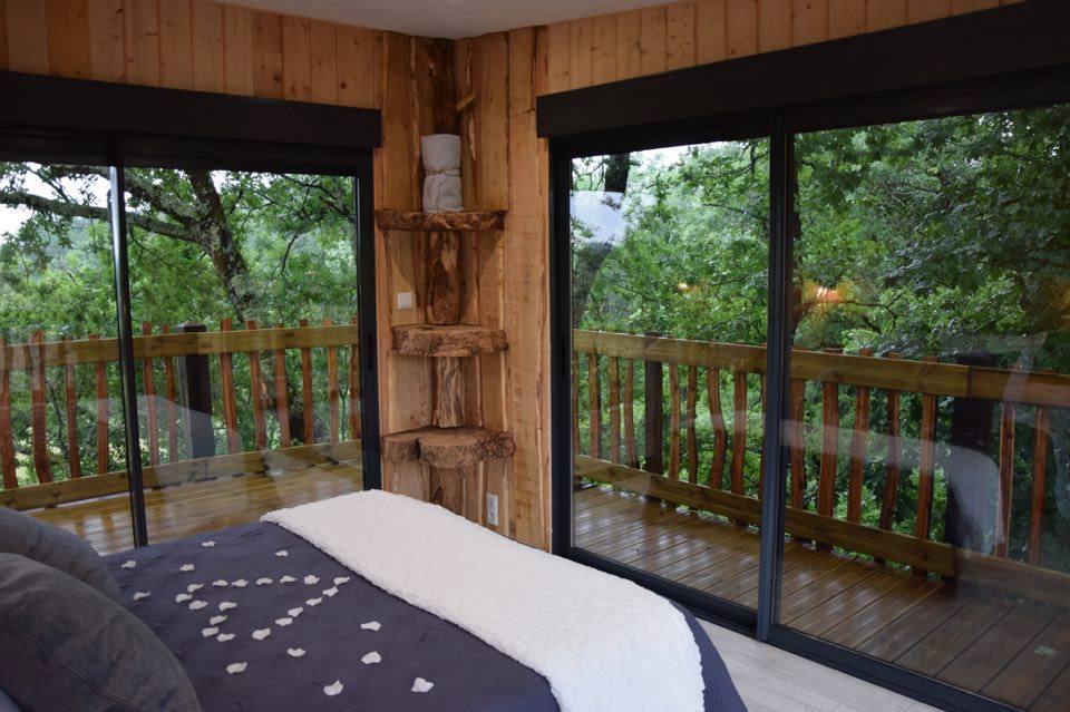 La Cabane Spa de Gardelac : une échappée belle en Aquitaine à Saint Remy Sur Lidoire — chambre