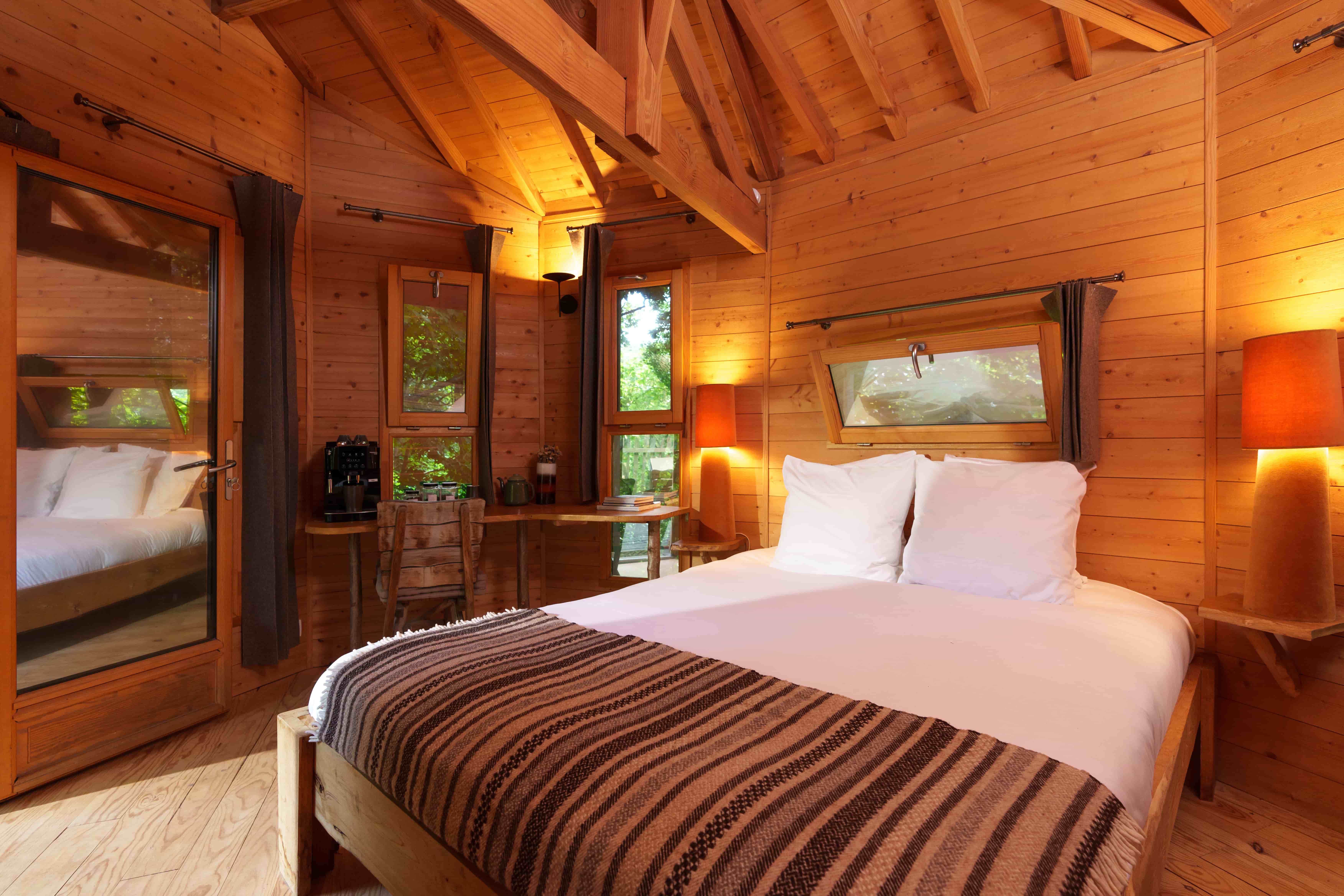 Cabane Spa Carpe Diem : une expérience unique dans les arbres à Raray — espace de vie