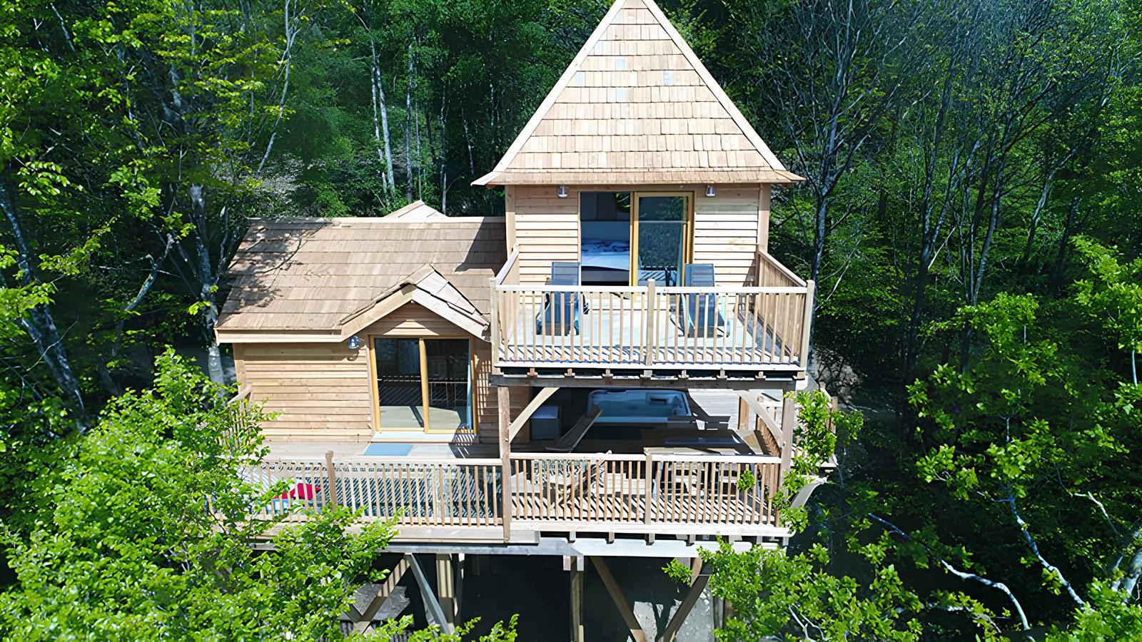 La Cabane Spa Lodge 2 — Nuit perchée à 8m en Morbihan — Cabane sur pilotis à Quistinic