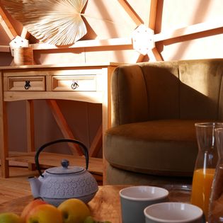 Un dôme enchanteur en Haute-Normandie avec spa privatif à Thiergeville — vue depuis la terrasse