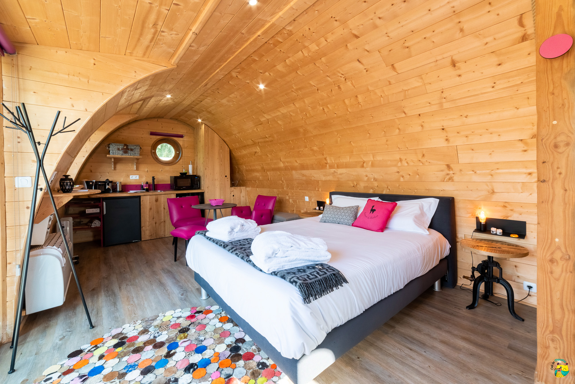 Lodge Duo Flottant Les Preuses : une évasion sensorielle en Bourgogne à Chablis — espace de vie