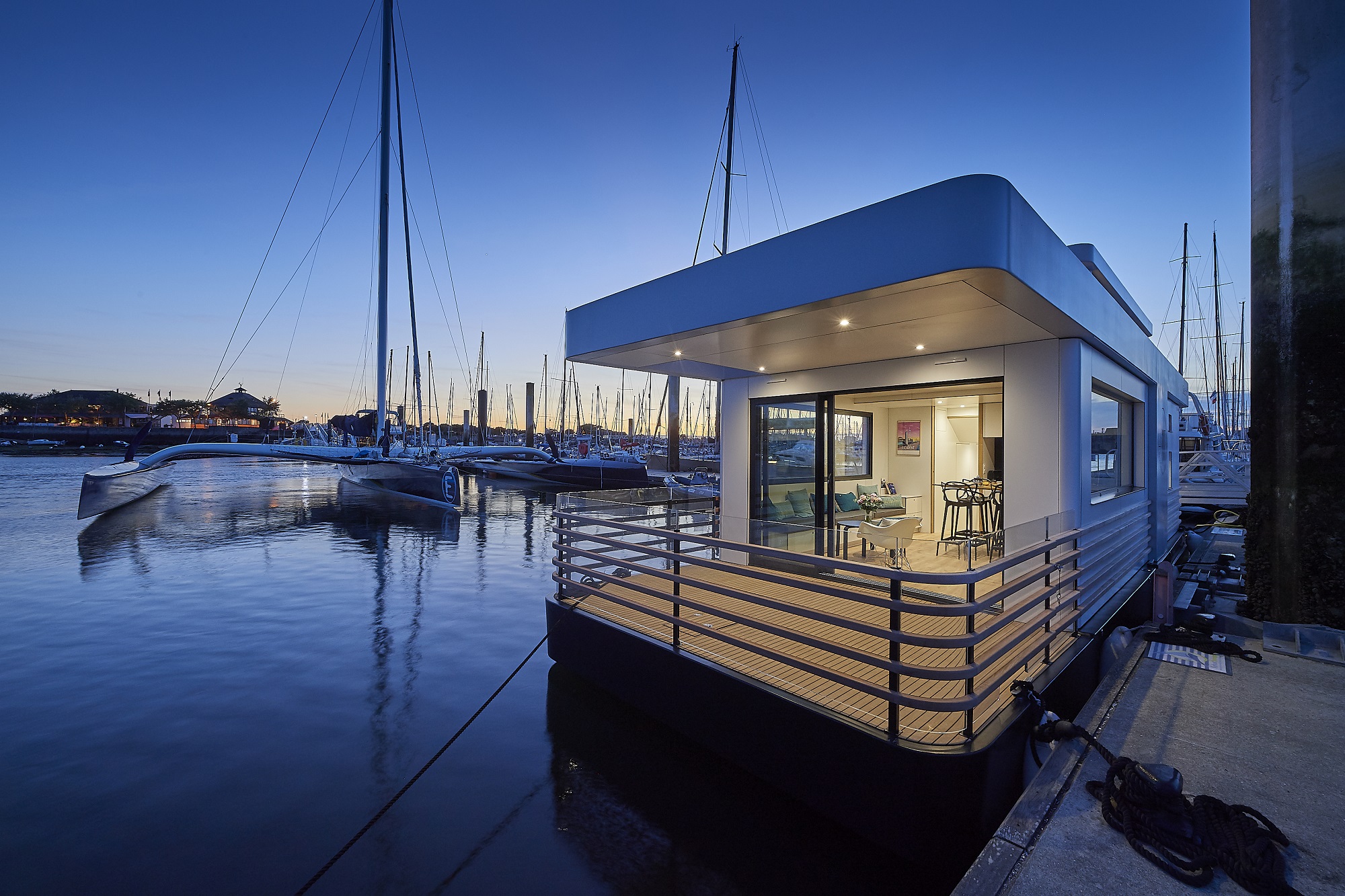 Évasion sur l'eau : Houseboat SeaLoft L'Endroit en Bretagne à Larmor Plage — vue intérieure