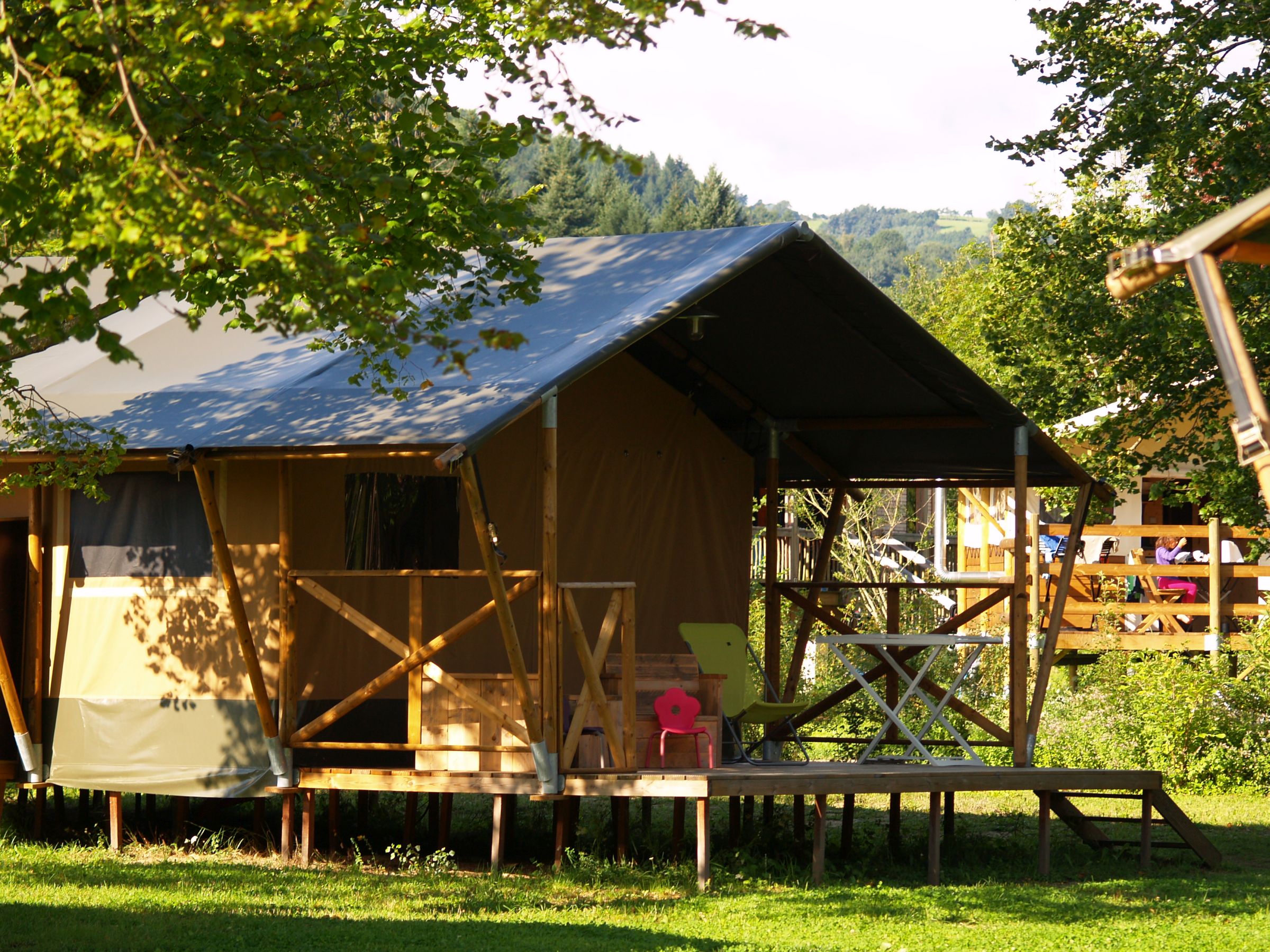 Lodge Safari : une immersion au cœur de l'Auvergne à Chamalières-Sur-Loire — vue intérieure