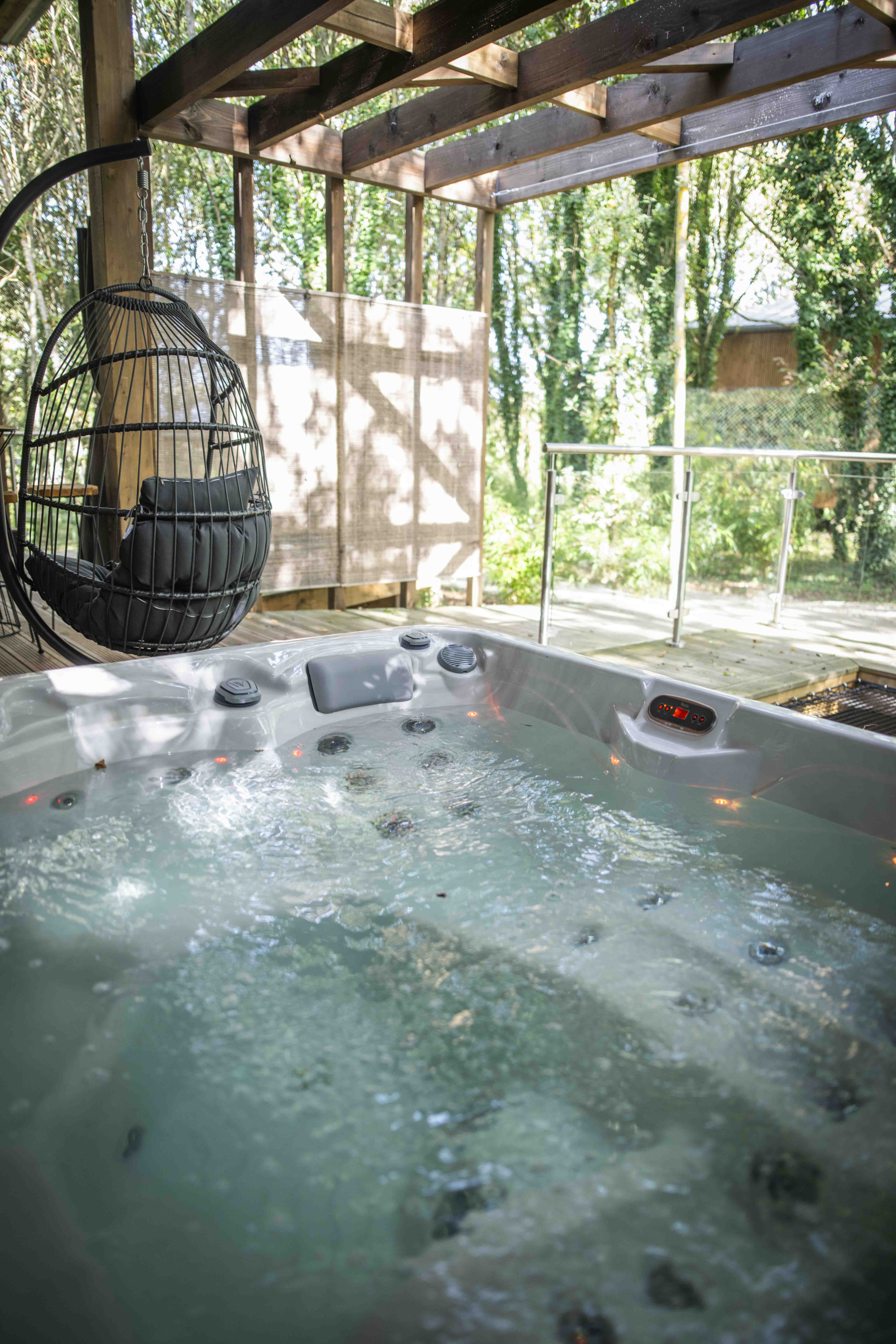 CASA HIMALA & SPA — Cabane sur pilotis avec spa à Ségala (Aveyron) à Anglars-Saint-Félix — chambre