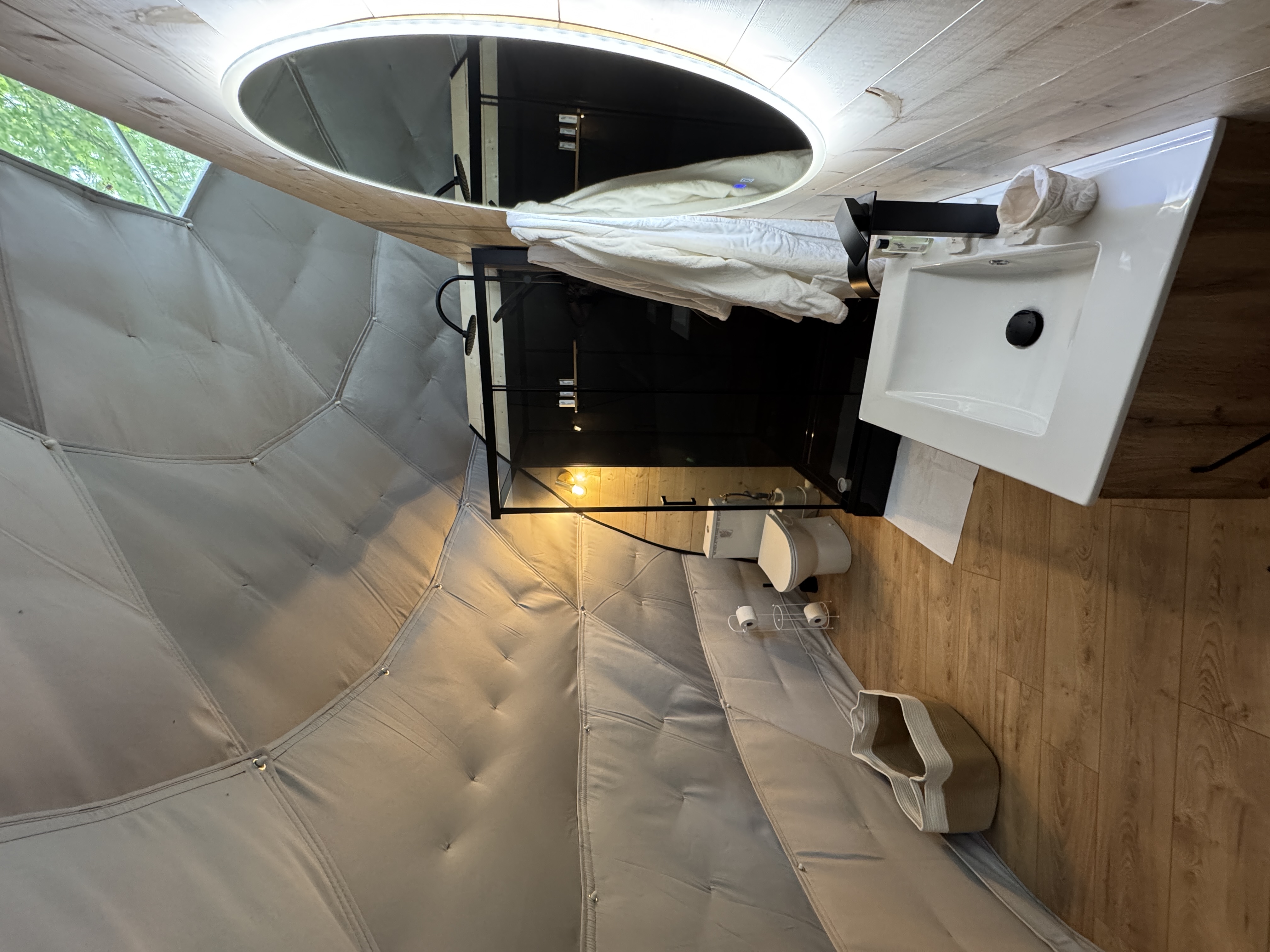 Bulle Perchée Étoile Filante & Spa