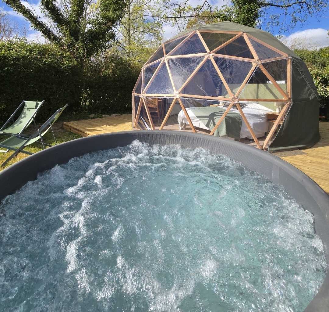 Dôme spa Cassiopée — Nuit insolite avec spa à Landes