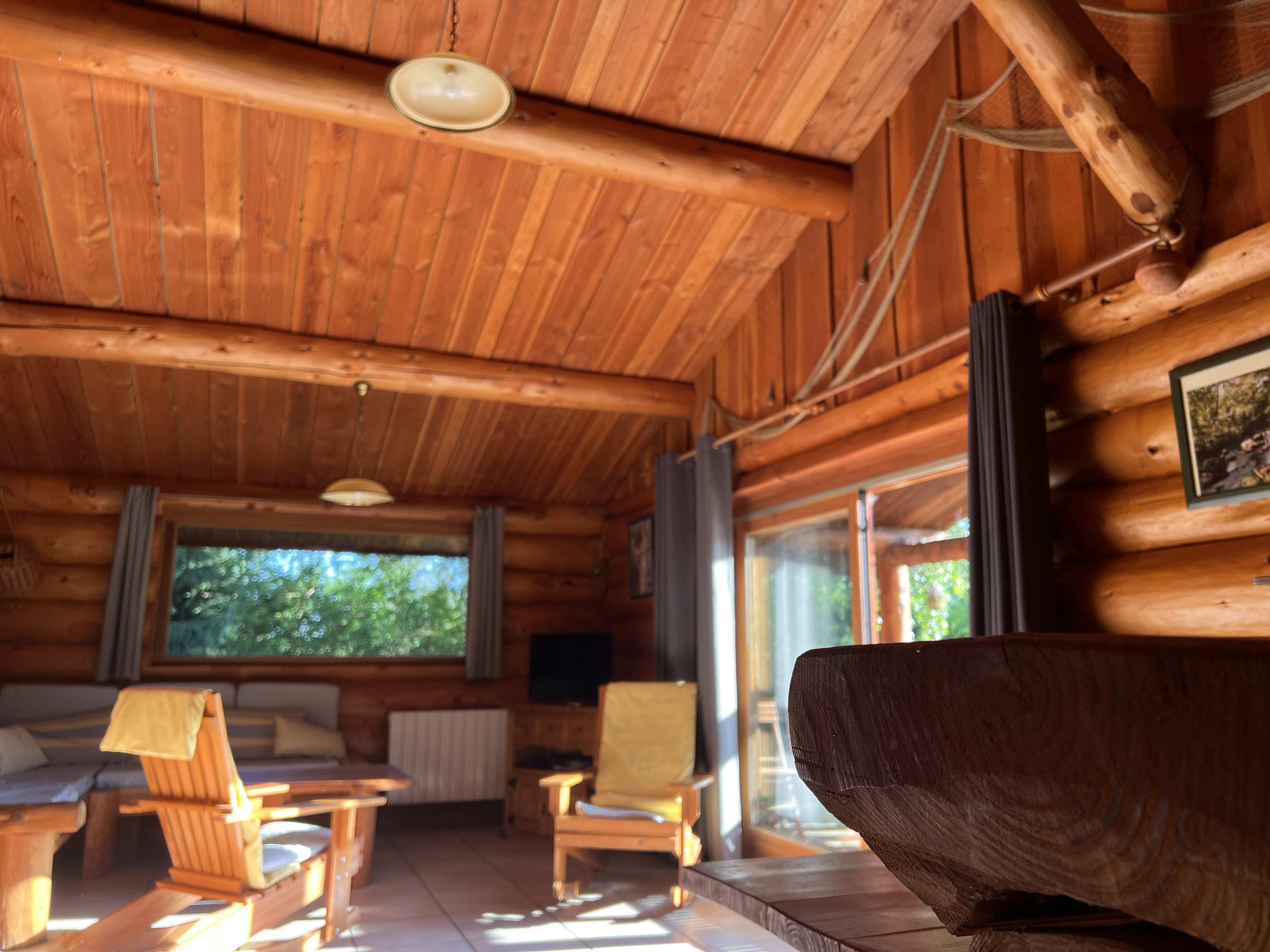 La cabane du Trappeur — Cabane avec spa à Creuse à La Nouaille — chambre