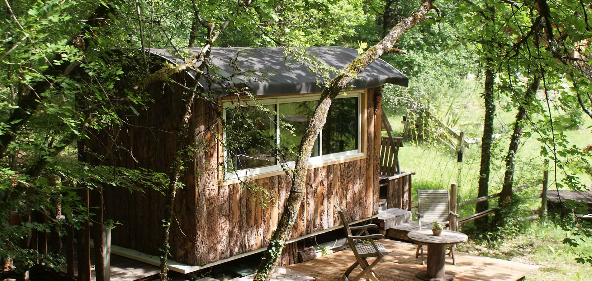 La Roulotte de l'Echappée Sauvage — Séjour relaxant avec spa à Lot-et-Garonne à Agen — environnement naturel