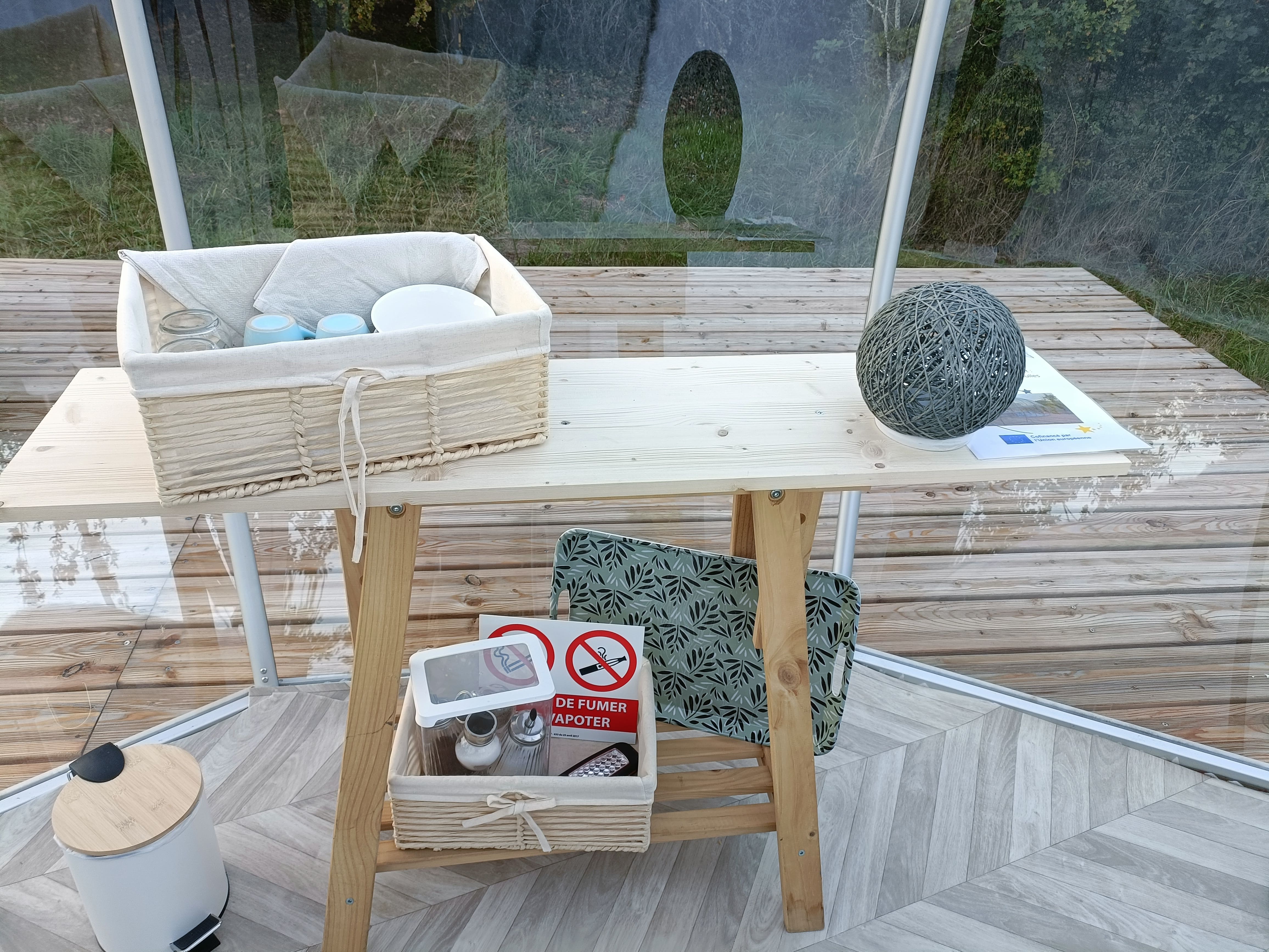 Entre rêves et chêne — Bulle avec spa à Vienne à Vienne — chambre
