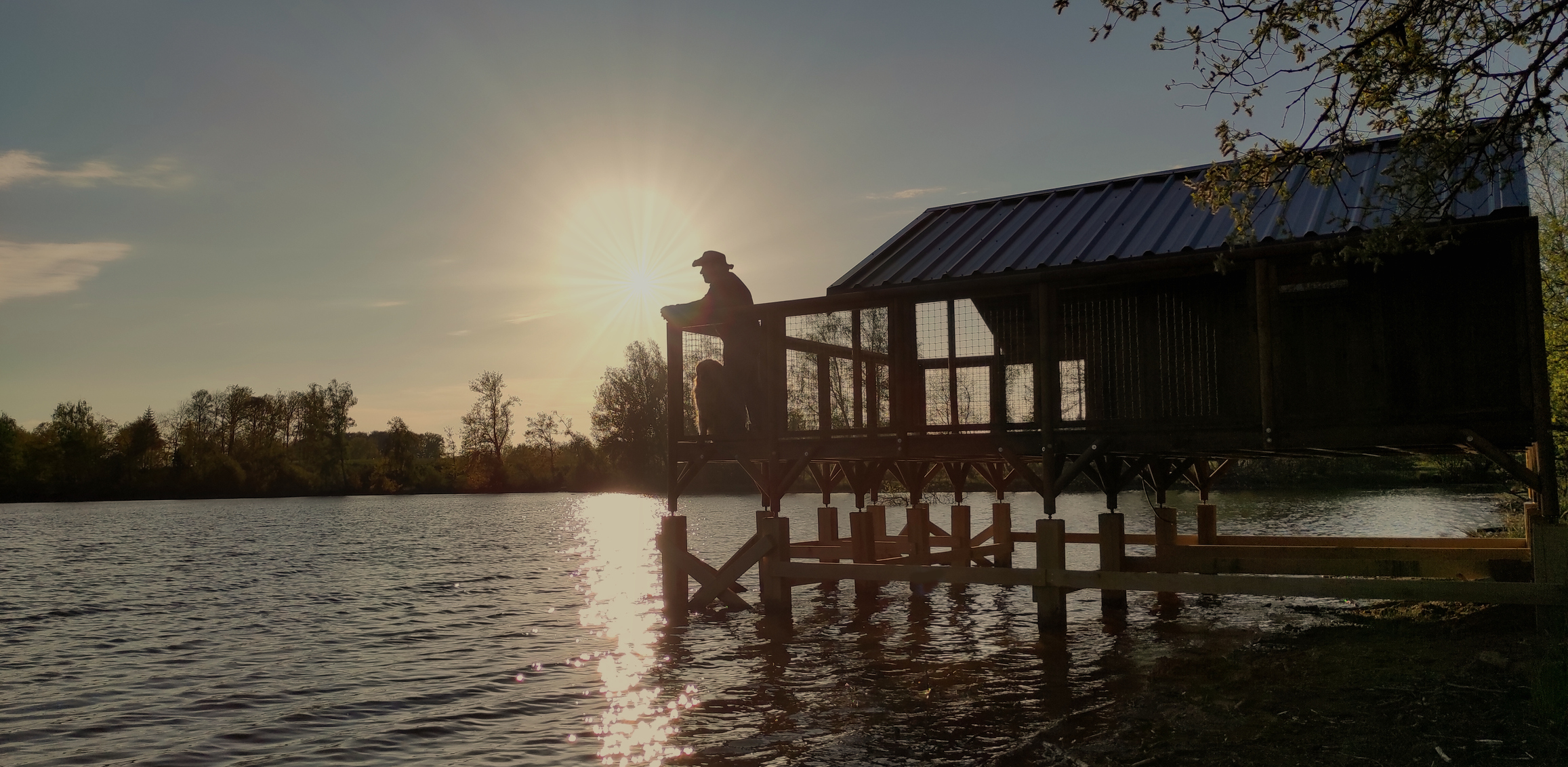 Cabane sur l'eau Aigrette : une expérience unique en Limousin à Flayat — salle de bain
