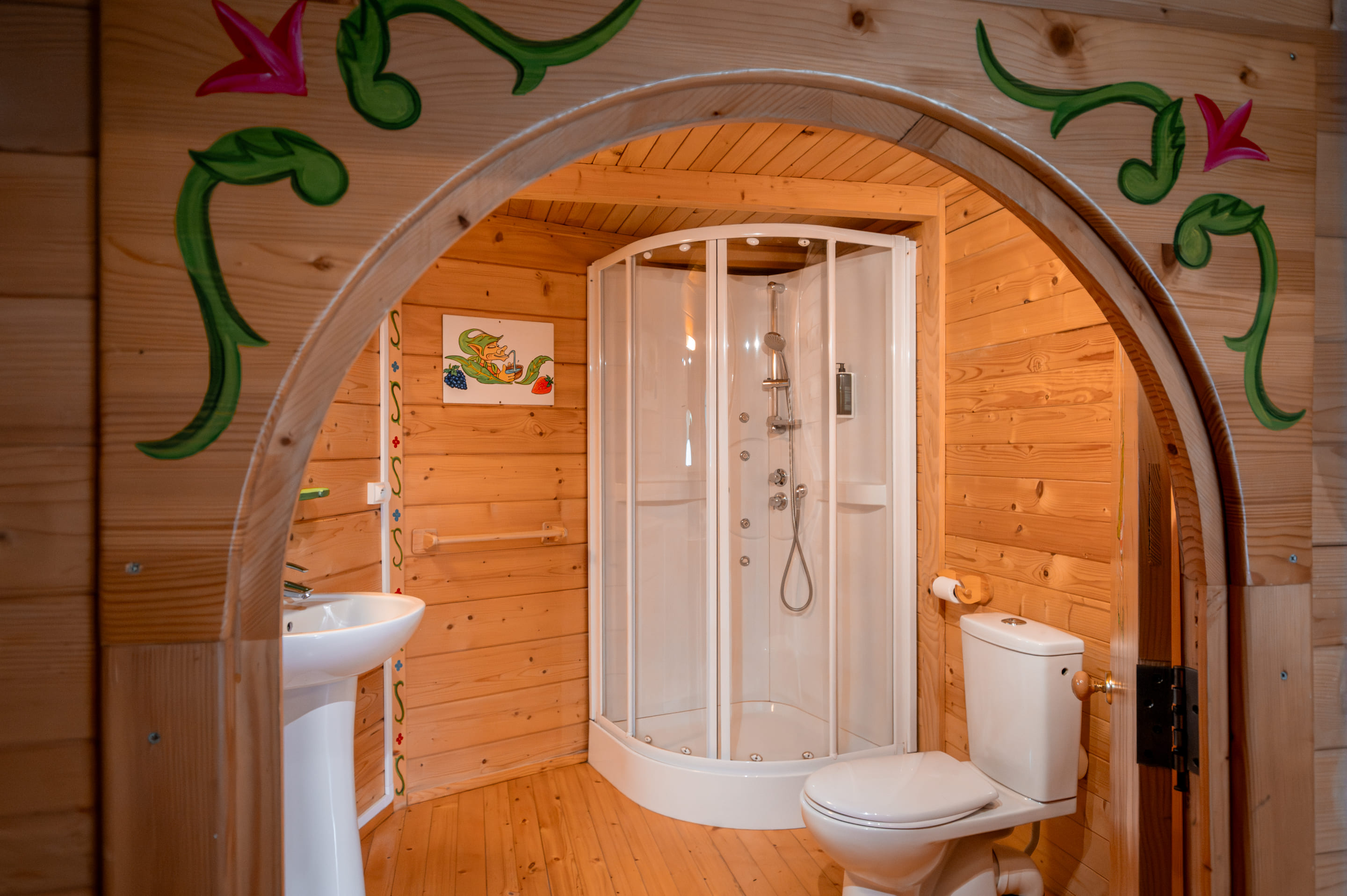 La Maison Escargot — Hébergement insolite avec spa à Vienne à Vienne — environnement naturel