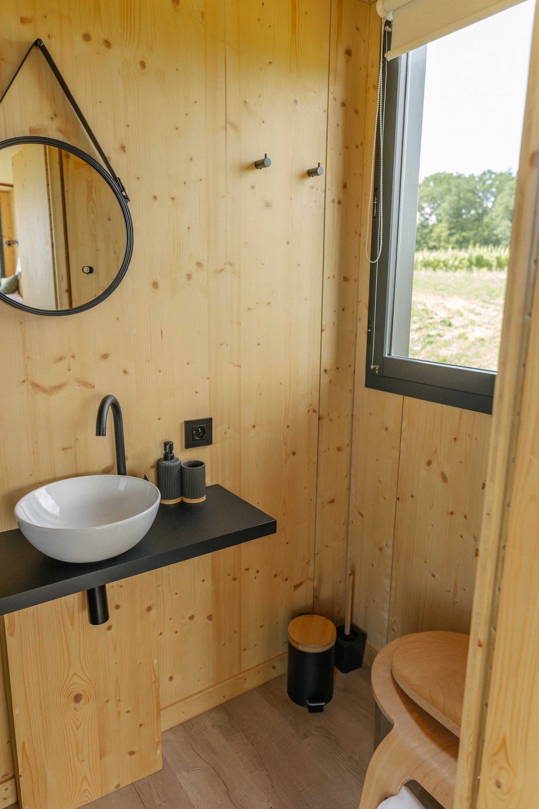 Photo 9/9 — Tiny House « Une escapade en Tiny House au cœur des vignes du Périgord » à Ligueux Dordogne