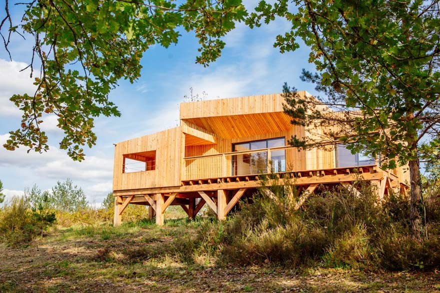 Lodge Spa Bruyère — Ecolodge avec Jacuzzi en Dordogne à Bergerac — espace de vie
