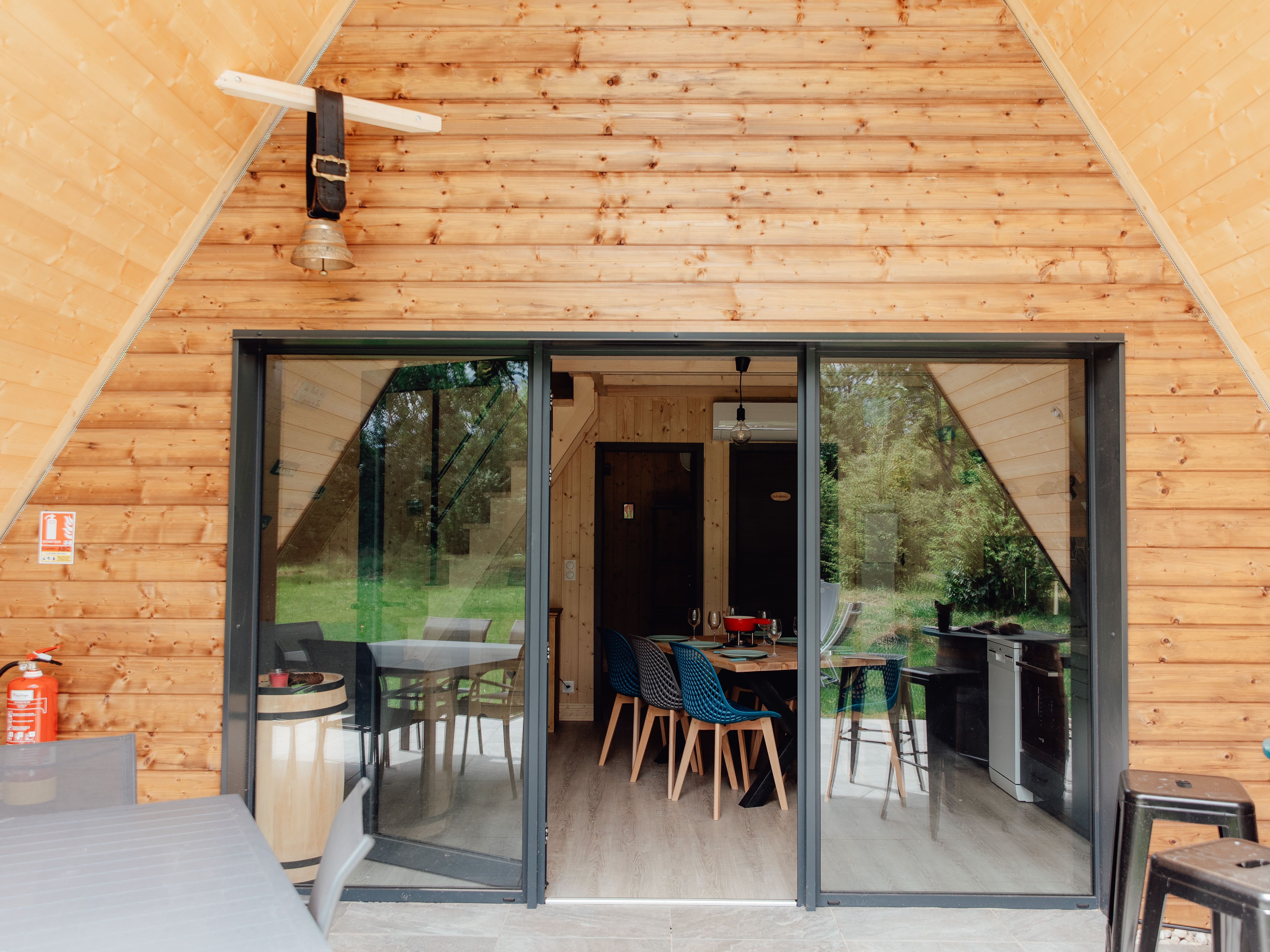 Chalet Terroir : une évasion au cœur de la Franche-Comté à Coyron — chambre