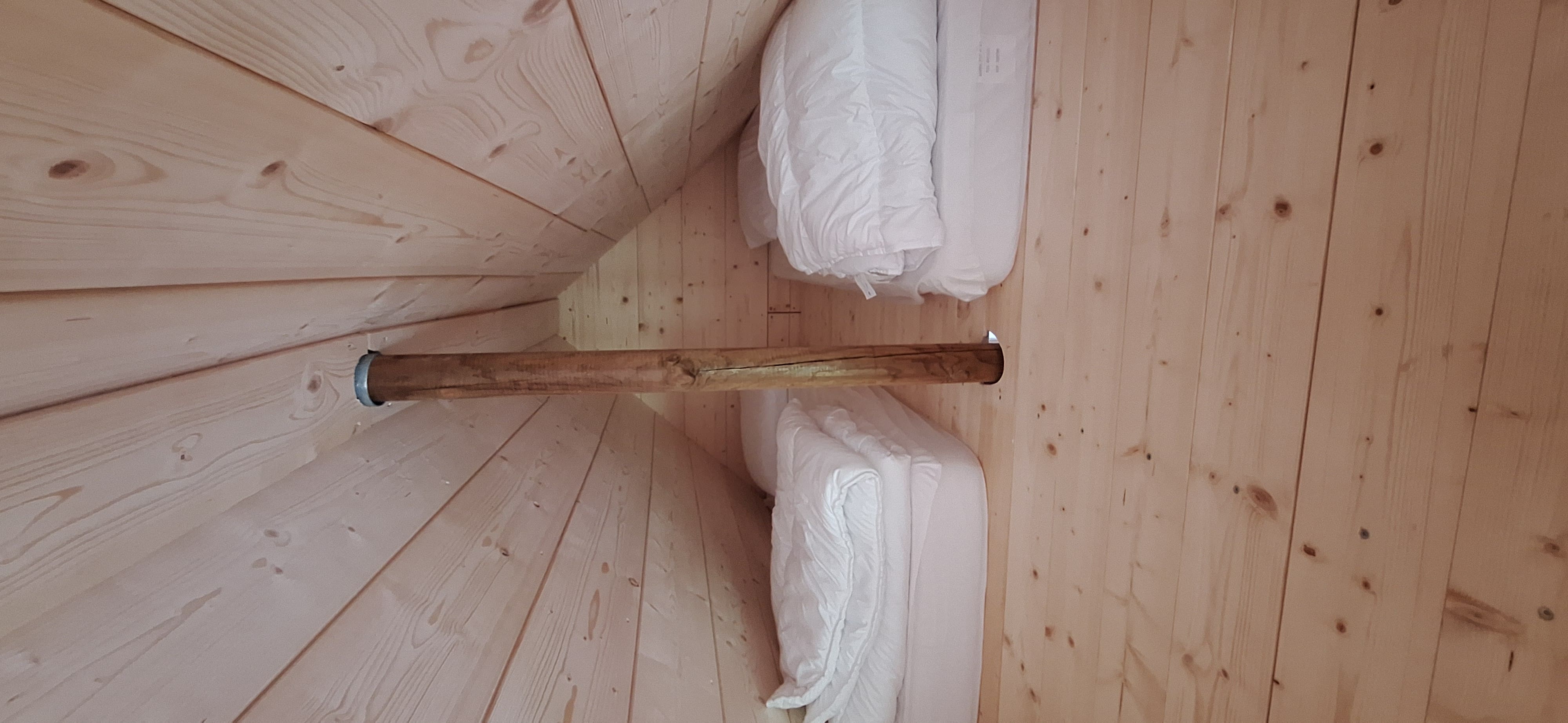 Cabane Family Violette — Séjour avec spa à Loir-et-Cher à Marolles — vue depuis la terrasse