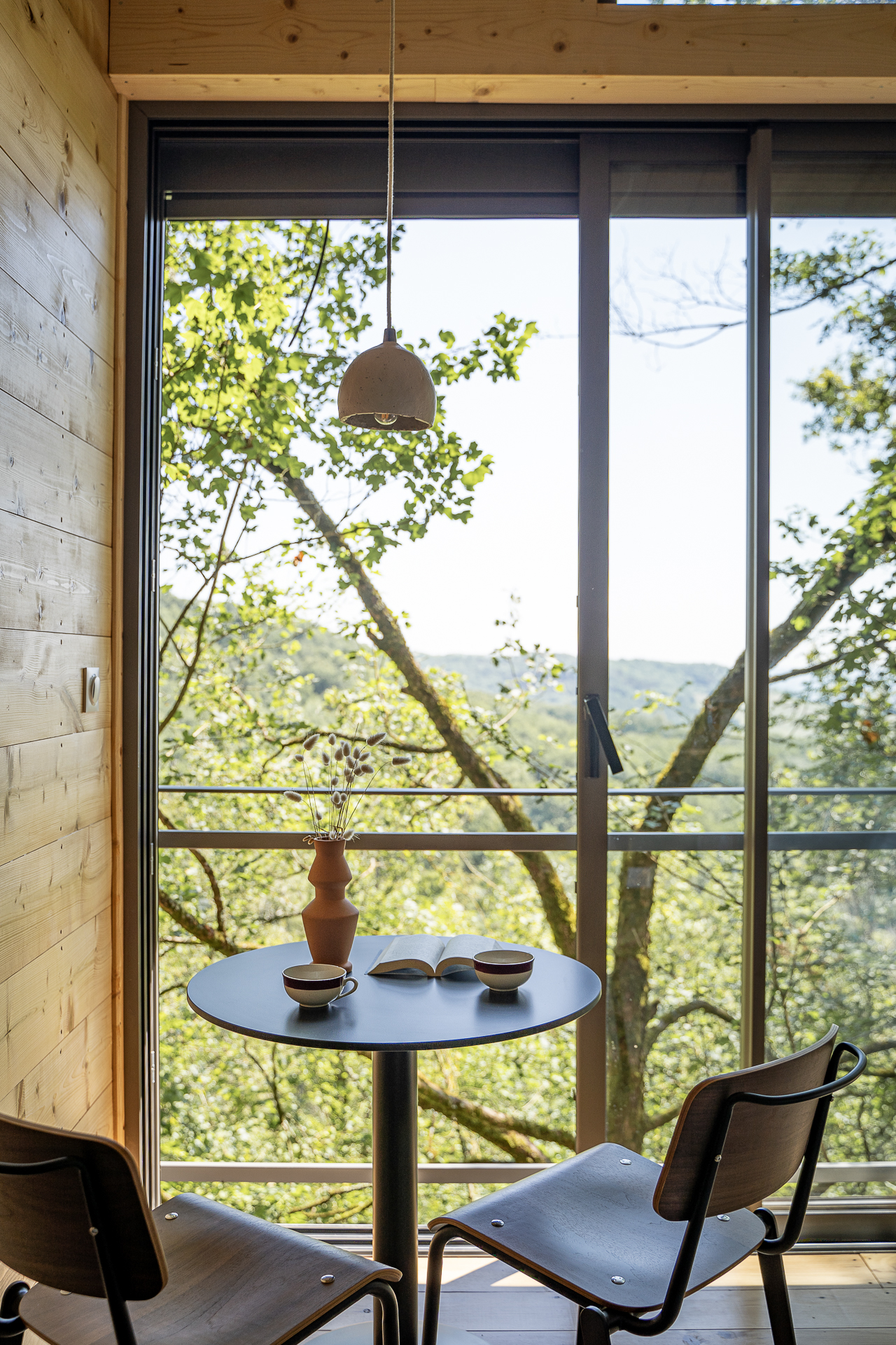 Le Carrelet 2 : une cabane sur pilotis au cœur de l'Aquitaine à Laparade — vue depuis la terrasse