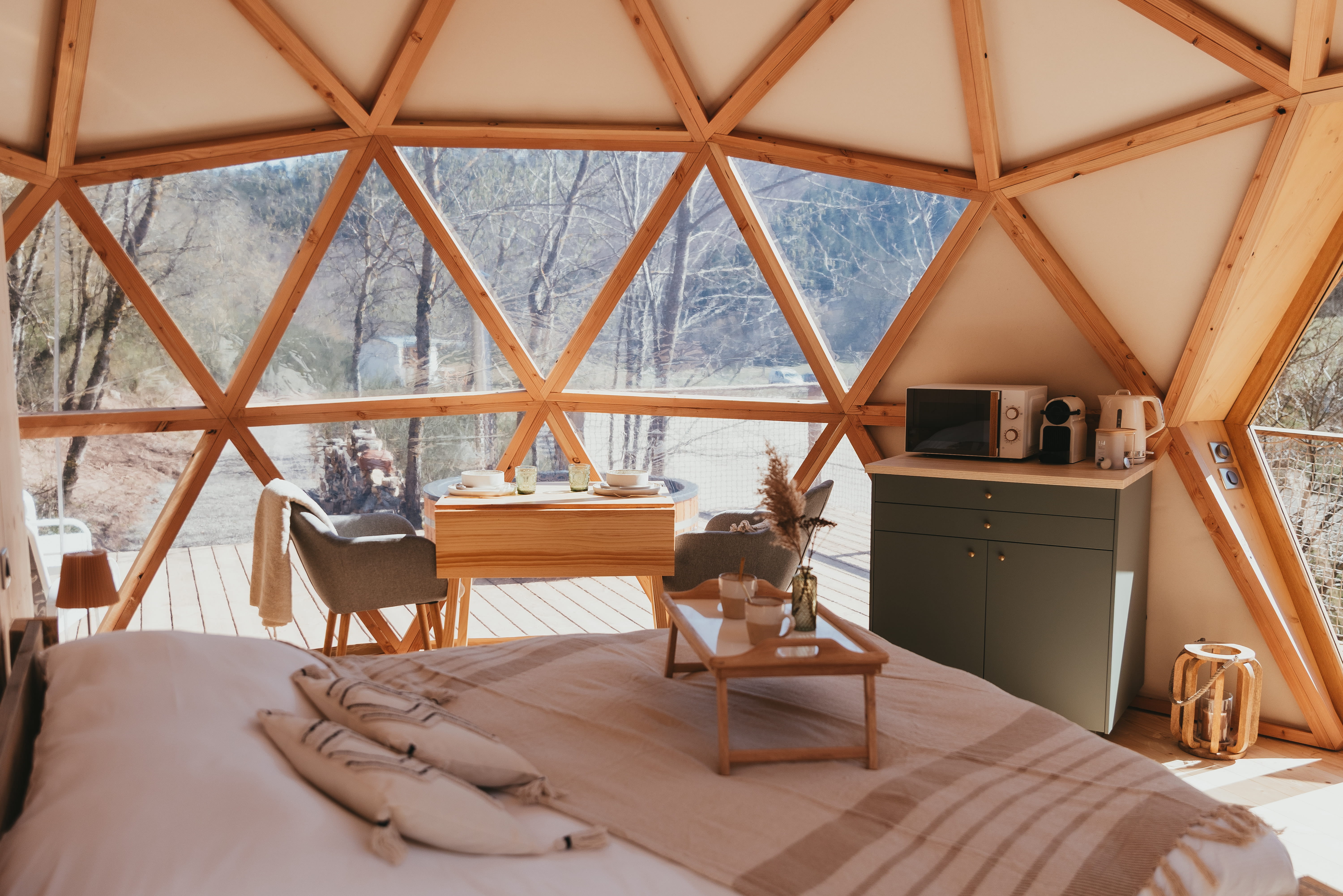 Dôme géodésique — Nuit avec spa à L'Orangerie du manoir en Bas-Rhin à Strasbourg — espace de vie
