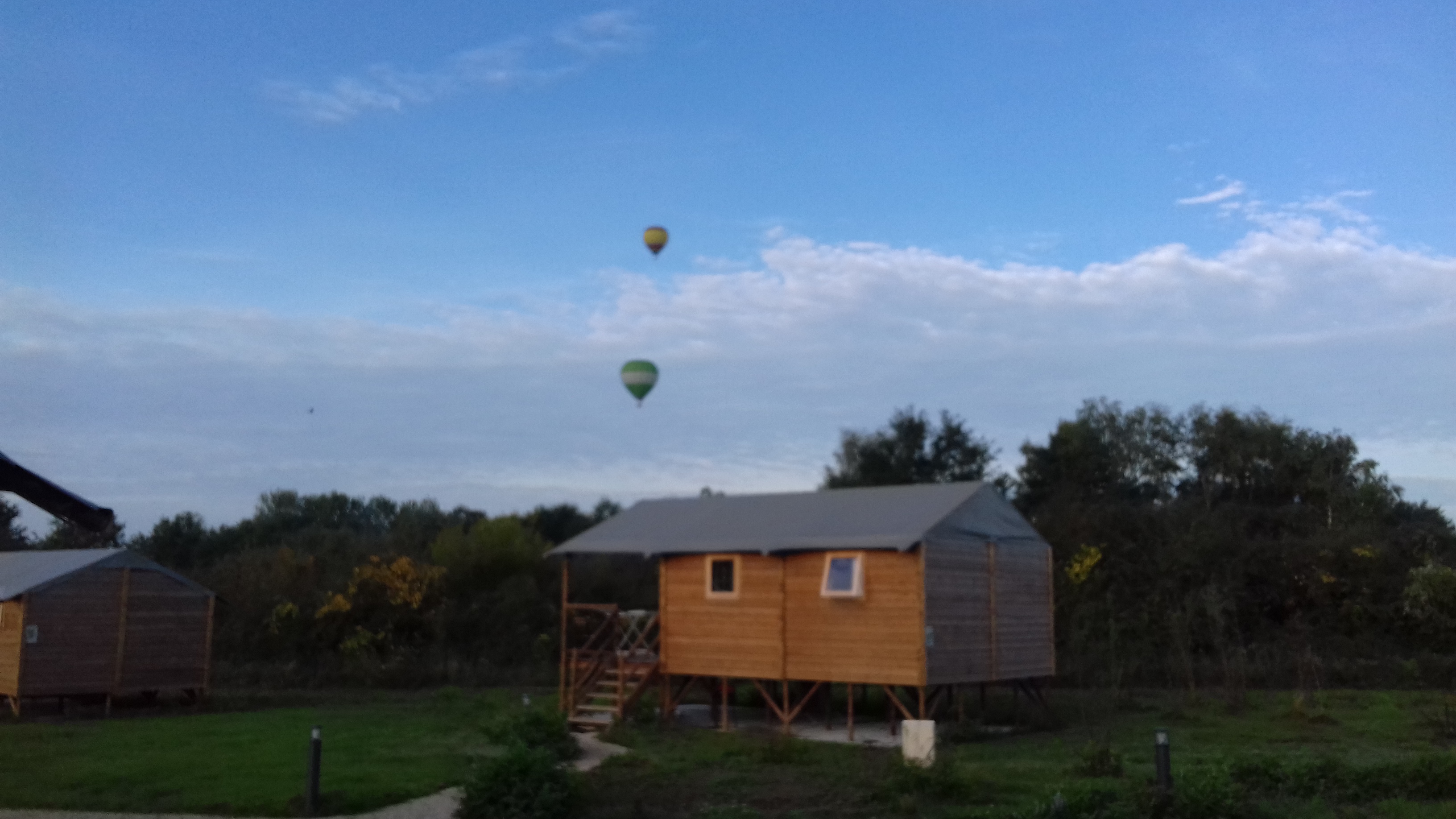 Lodge sur pilotis Africa : une escapade romantique en pleine nature à Mont Près Chambord — cuisine
