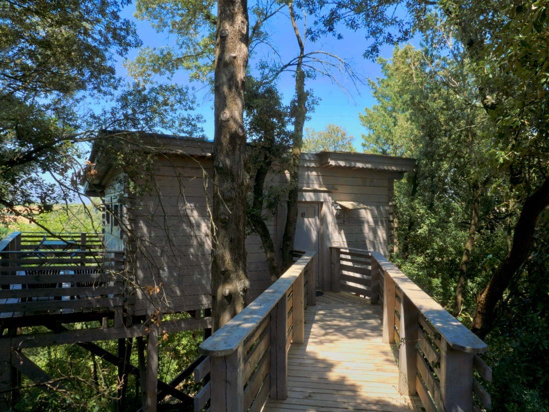 Cabane Tribu : une expérience suspendue en Languedoc-Roussillon — Cabane à Villalier