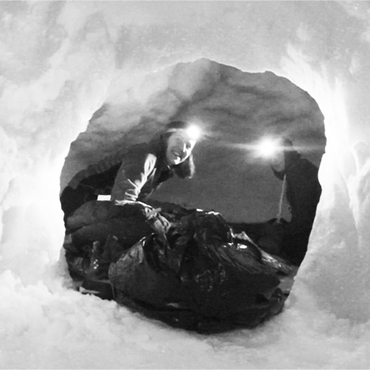 Igloo en formule tout inclus : une expérience immersive en Aquitaine à Gourette — détail architectural