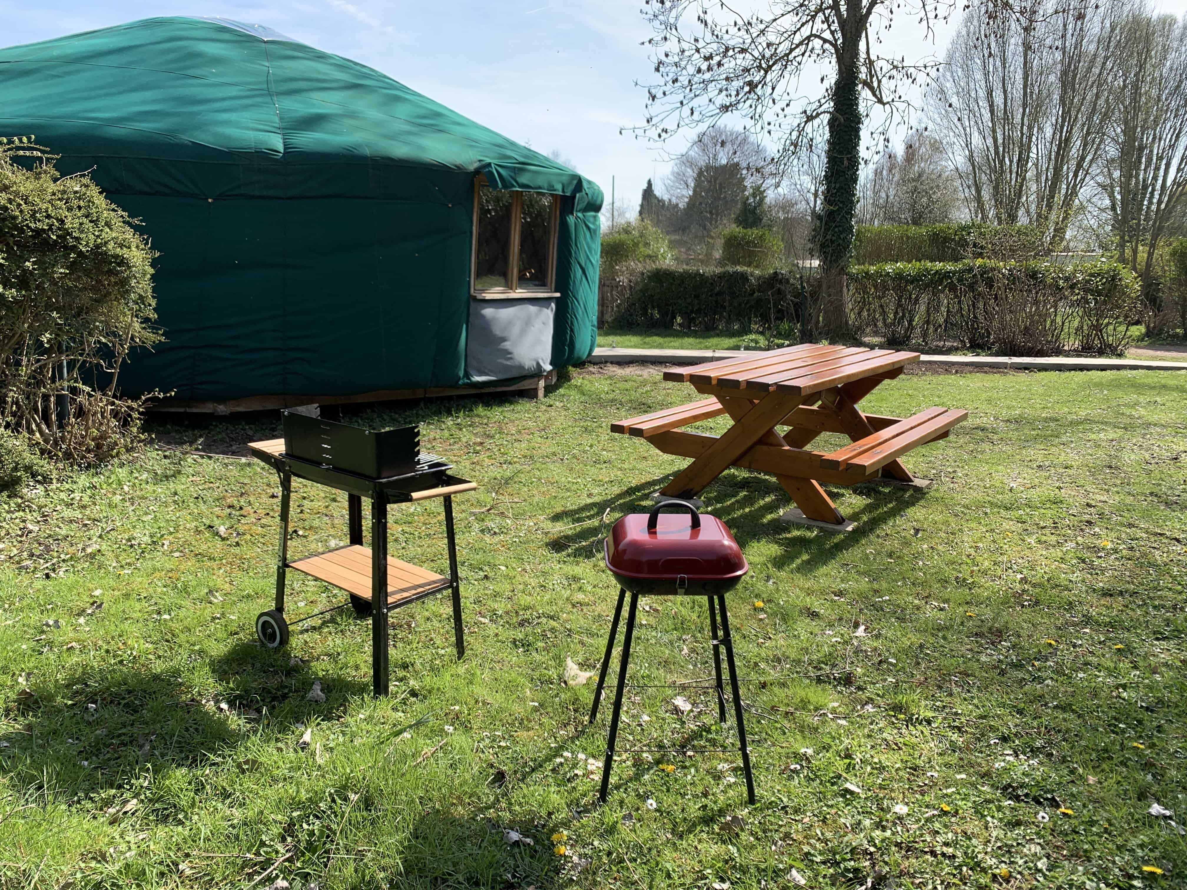 Yourte Tribu — Hébergement insolite avec spa à Pas-de-Calais